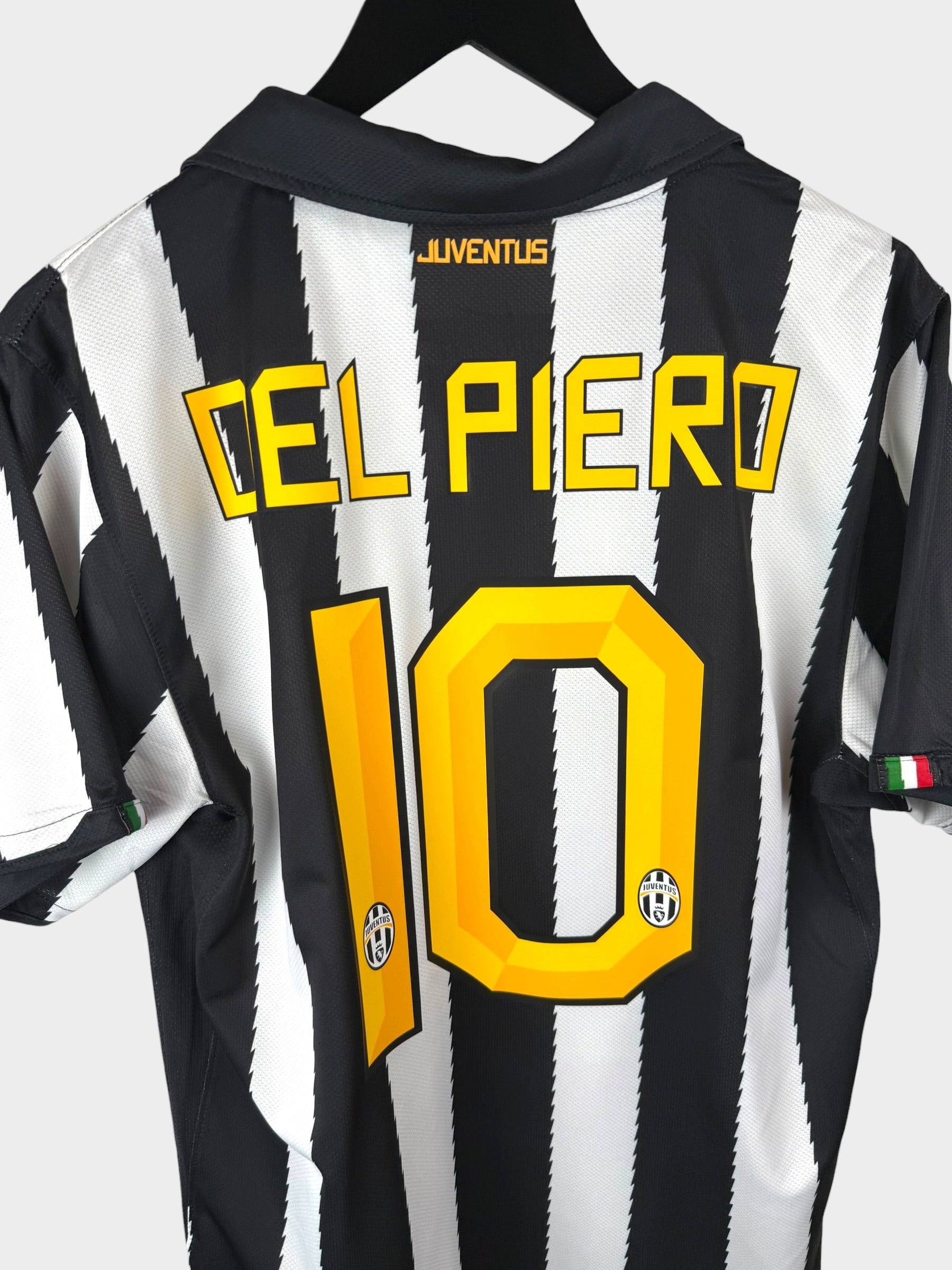2010-11 JUVENTUS HOME SHIRT DEL PIERO #10 M