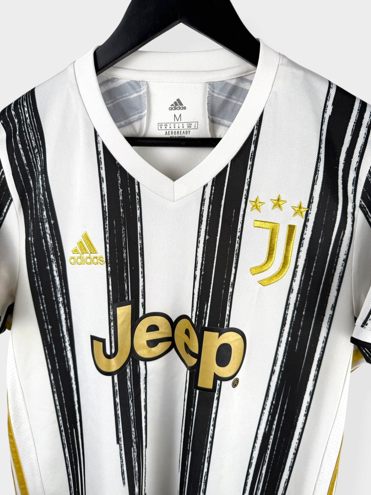2020-21 JUVENTUS HOME SHIRT RONALDO #7 M - Authentic Football Club