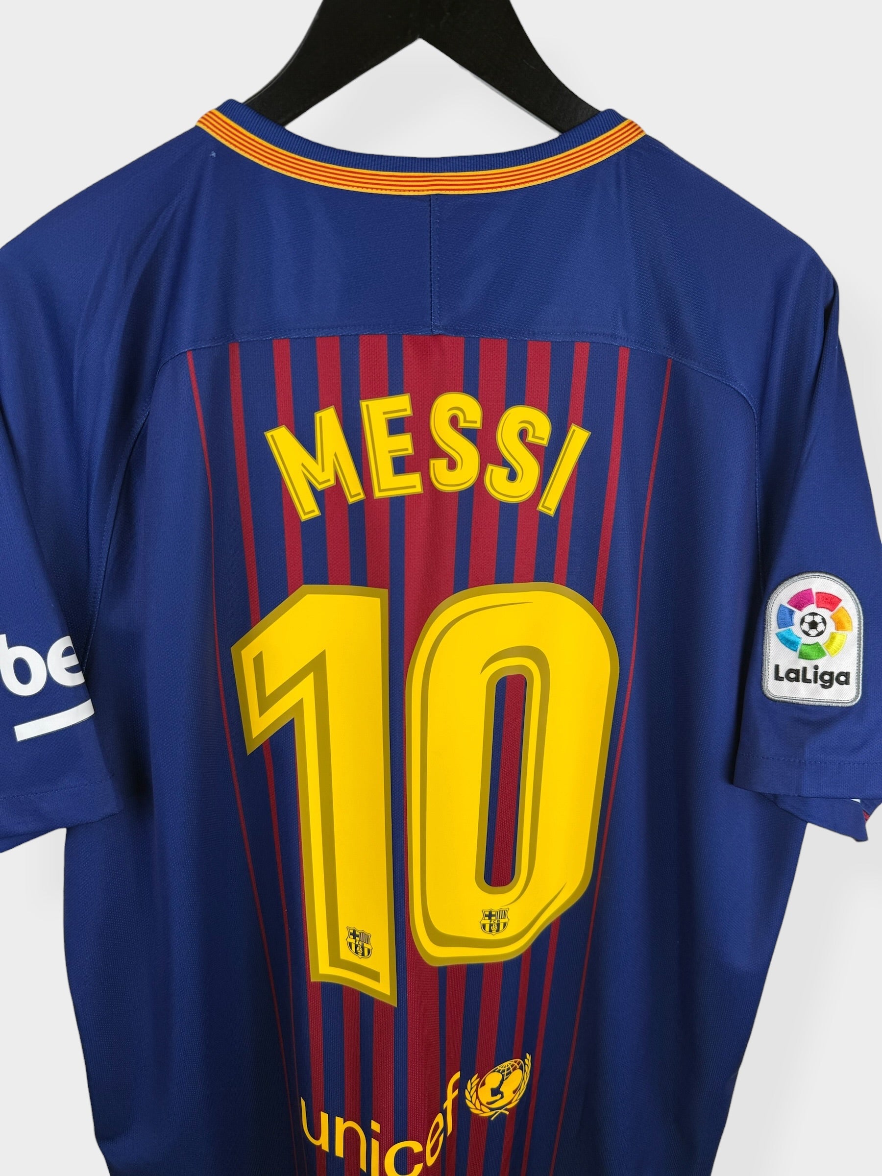 2017-18 BARCELONA HOME SHIRT MESSI #10 XL