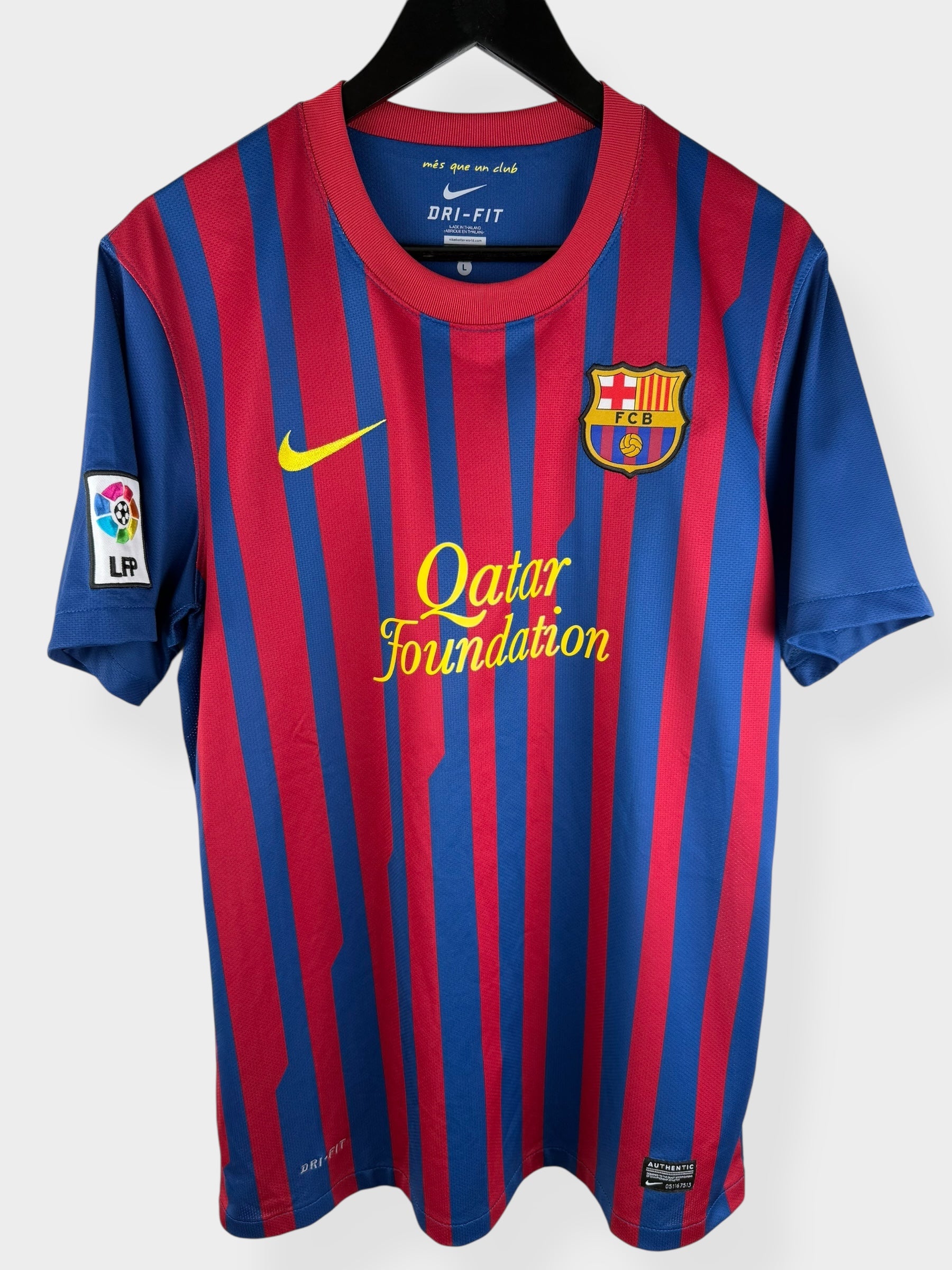 2011-12 BARCELONA THUISSHIRT XAVI #6 L