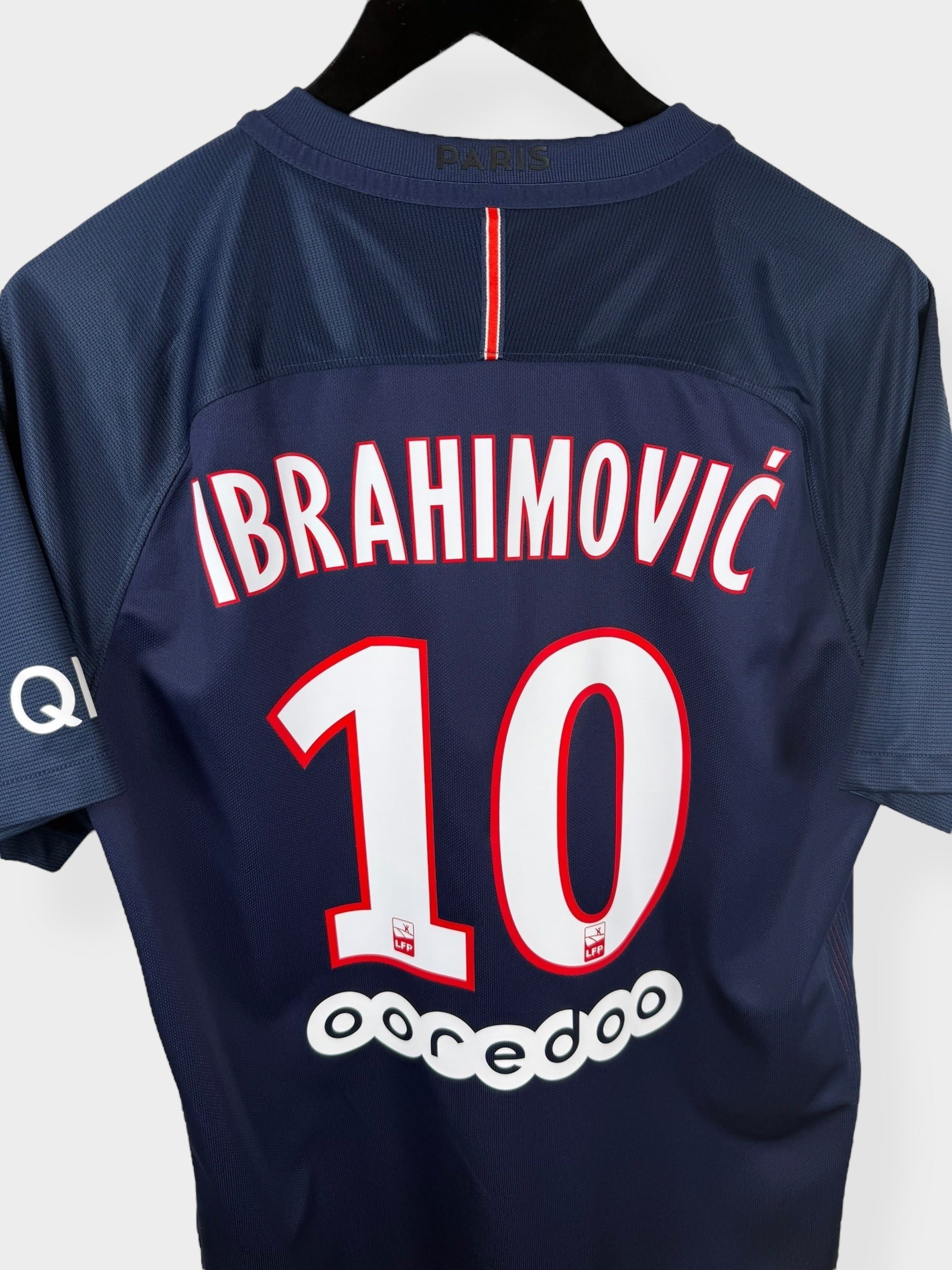 2016-17 PARIS SAINT-GERMAIN HOME SHIRT IBRAHIMOVIC #10 M - Authentic Football Club