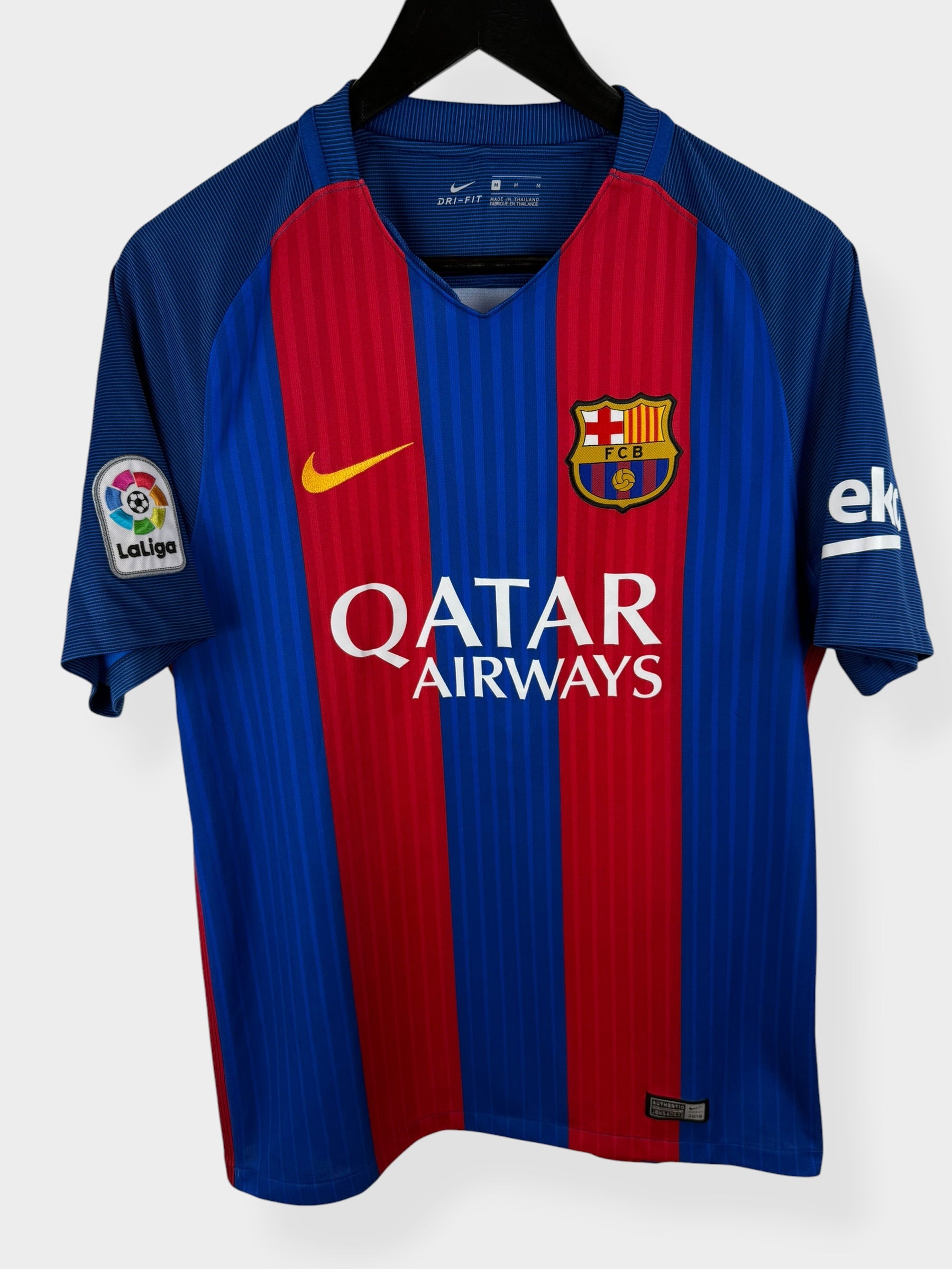 2016-17 BARCELONA HOME SHIRT NEYMAR JR #11 M