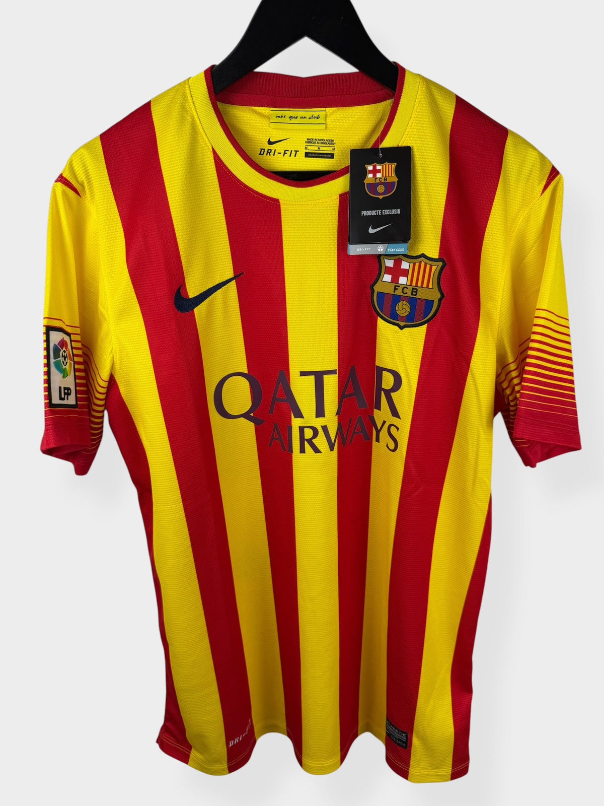 2013-14 BARCELONA AWAY SHIRT INIESTA #8 M