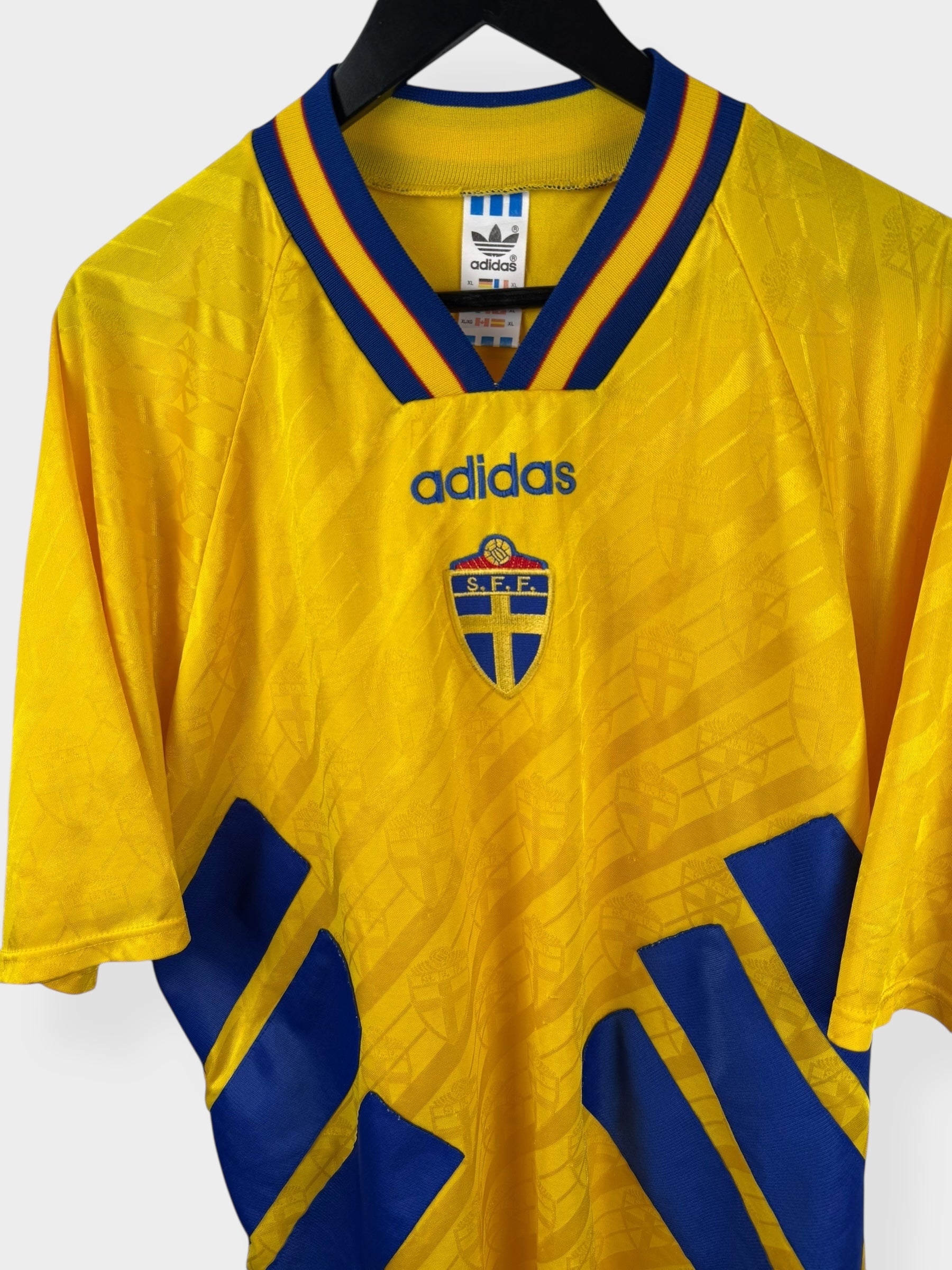 1994-96 SWEDEN HOME SHIRT XL - Authentic Football Club