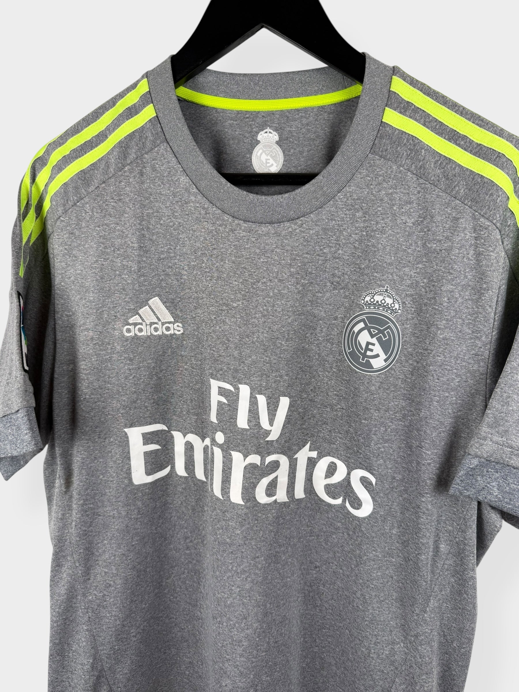 2015-16 REAL MADRID AWAY SHIRT RONALDO #7 L