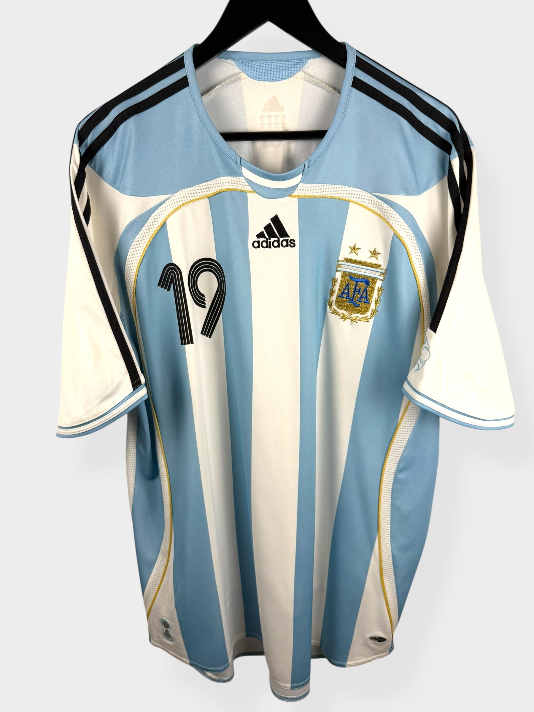 2006-07 ARGENTINA HOME SHIRT MESSI #19 XL