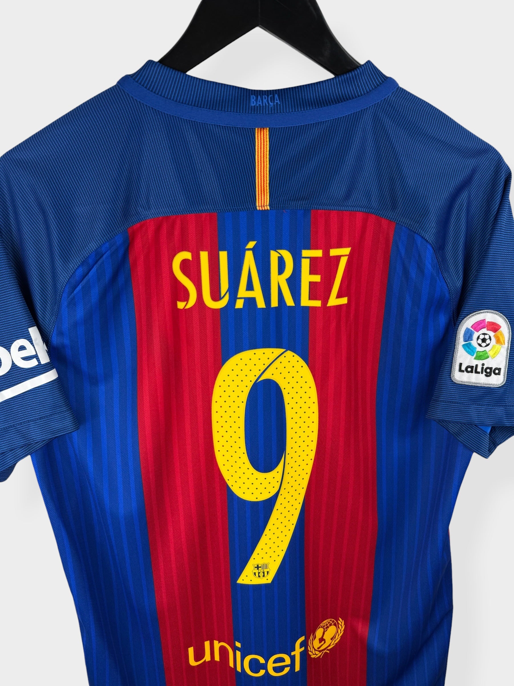 2016-17 BARCELONA HEIMTRIKOT SUAREZ #9 M
