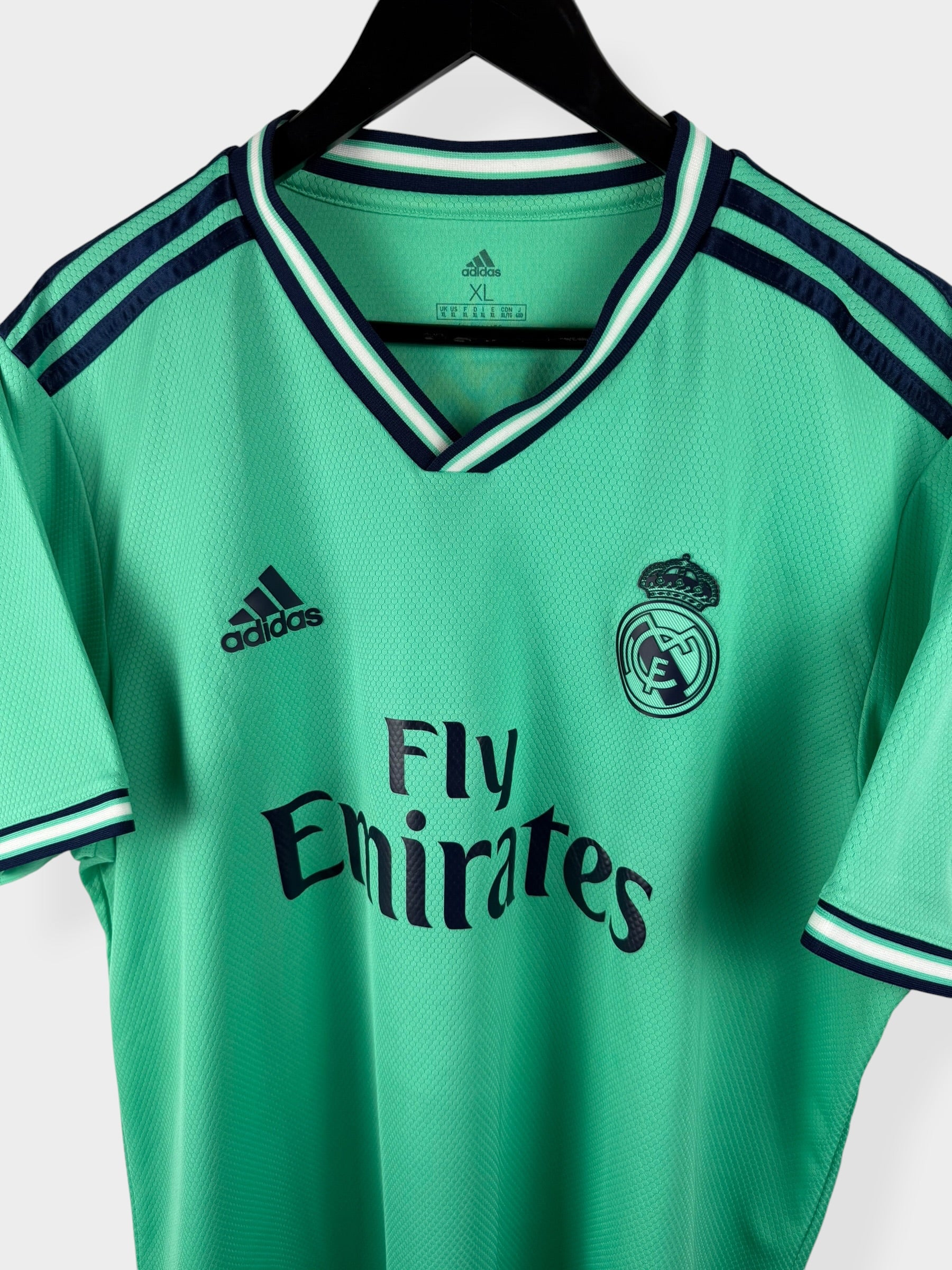 2019-20 REAL MADRID THIRD SHIRT MODRIC #10 XL - EH5128