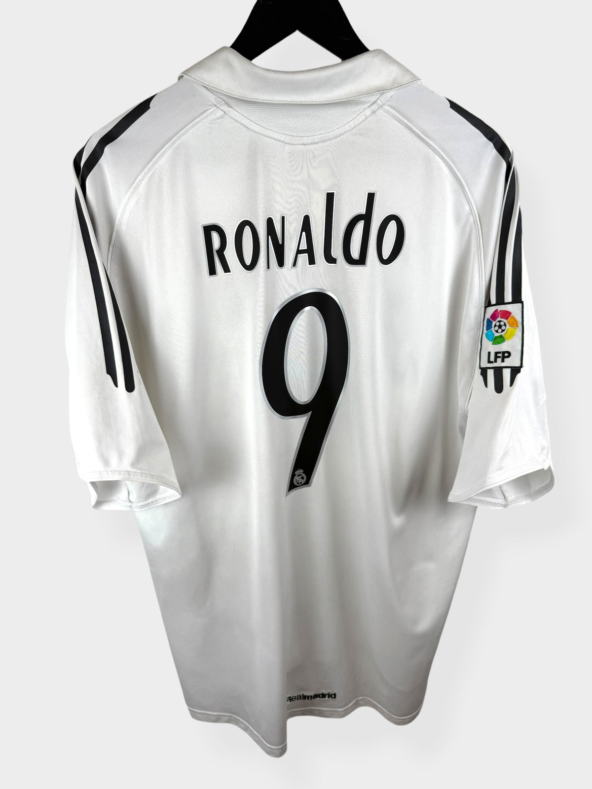 2005-06 REAL MADRID HOME SHIRT RONALDO #9 XL