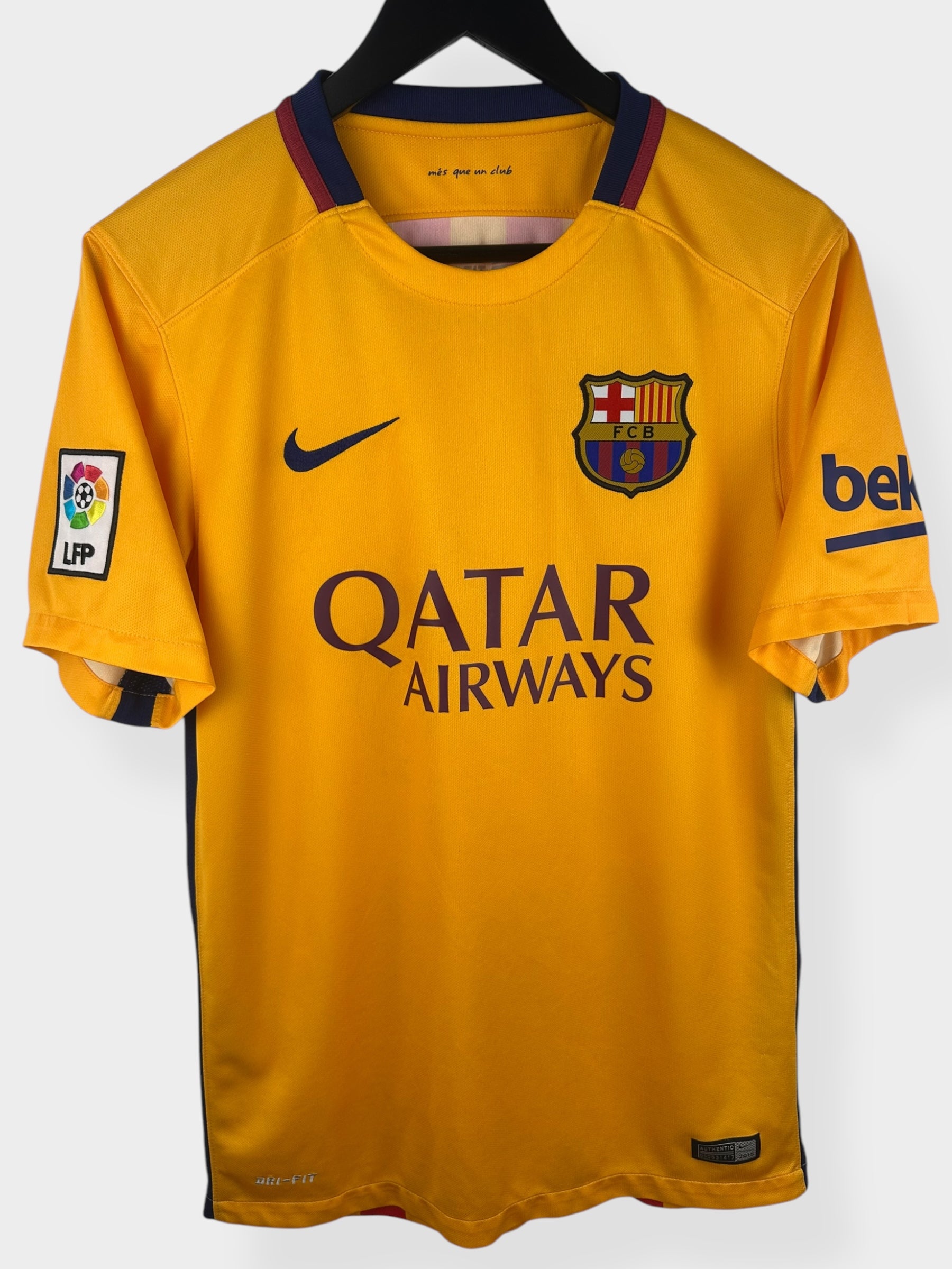 2015-16 BARCELONA AWAY SHIRT S