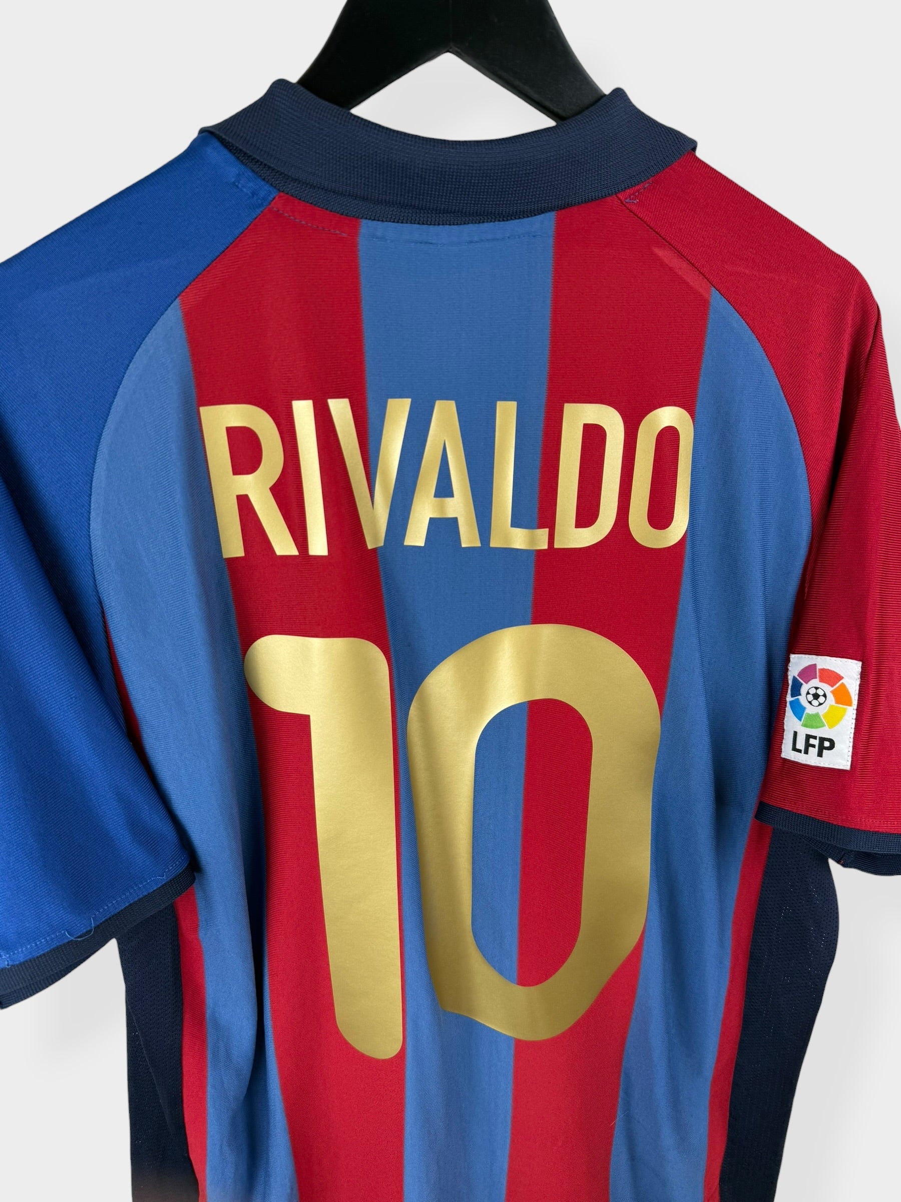 2001-02 BARCELONA THUISSHIRT RIVALDO #10 L