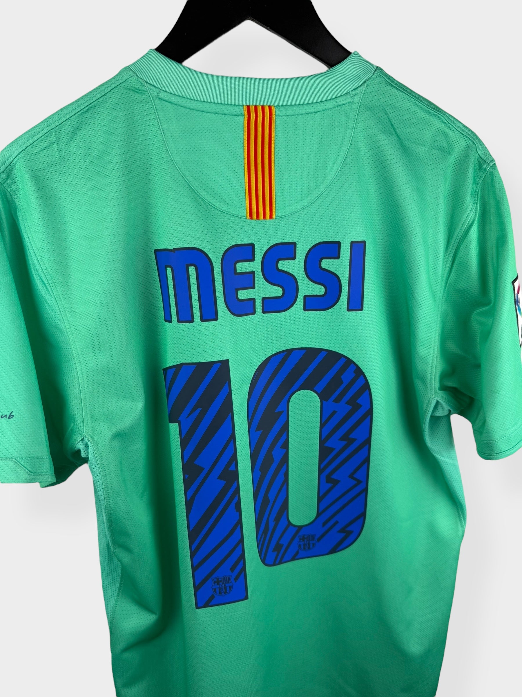 2010-11 BARCELONA AWAY SHIRT MESSI #10 M