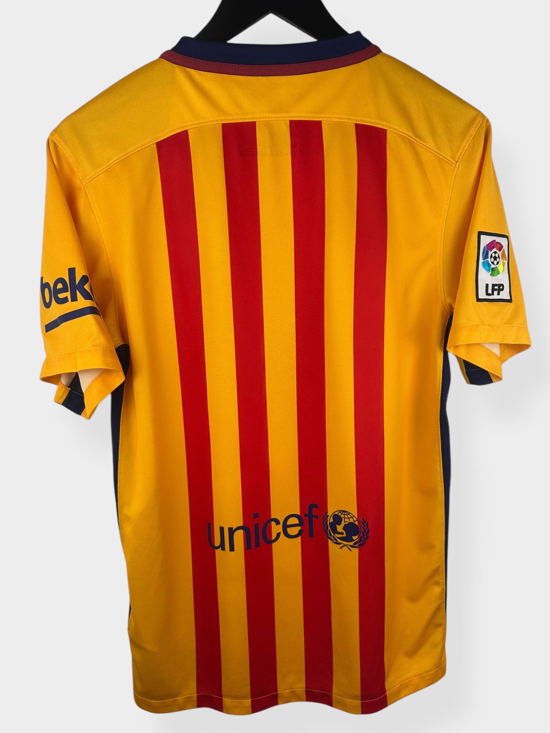 2015-16 BARCELONA AWAY SHIRT S
