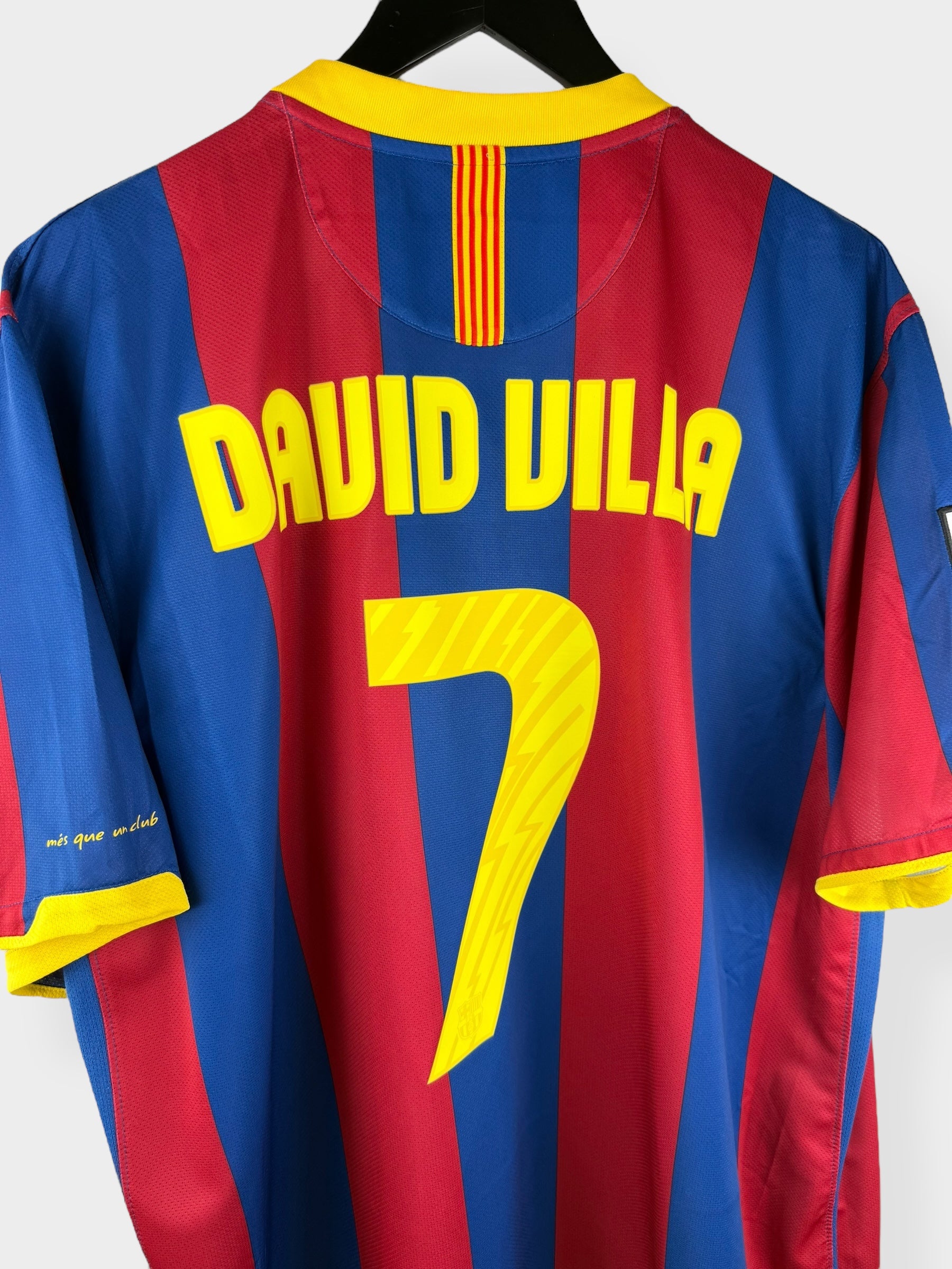 2010-11 BARCELONA THUISSHIRT DAVID VILLA #7 XXL