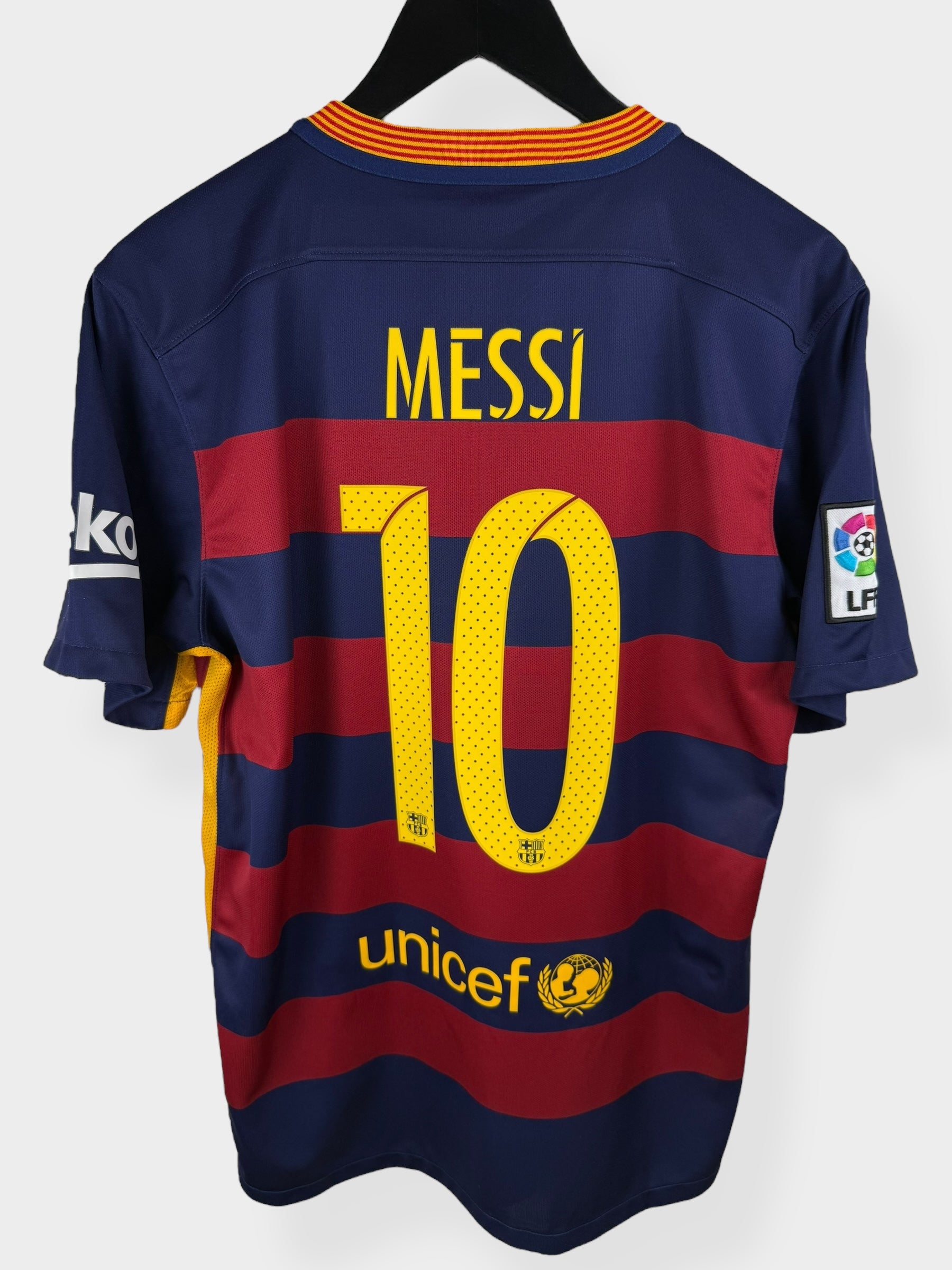 2015-16 BARCELONA HOME SHIRT MESSI #10 M - Authentic Football Club