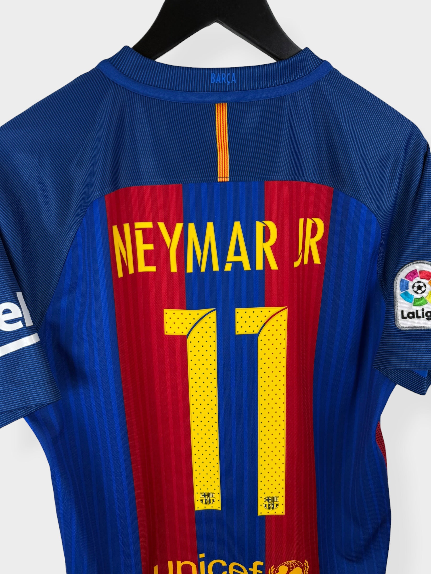 2016-17 BARCELONA HOME SHIRT NEYMAR JR #11 M