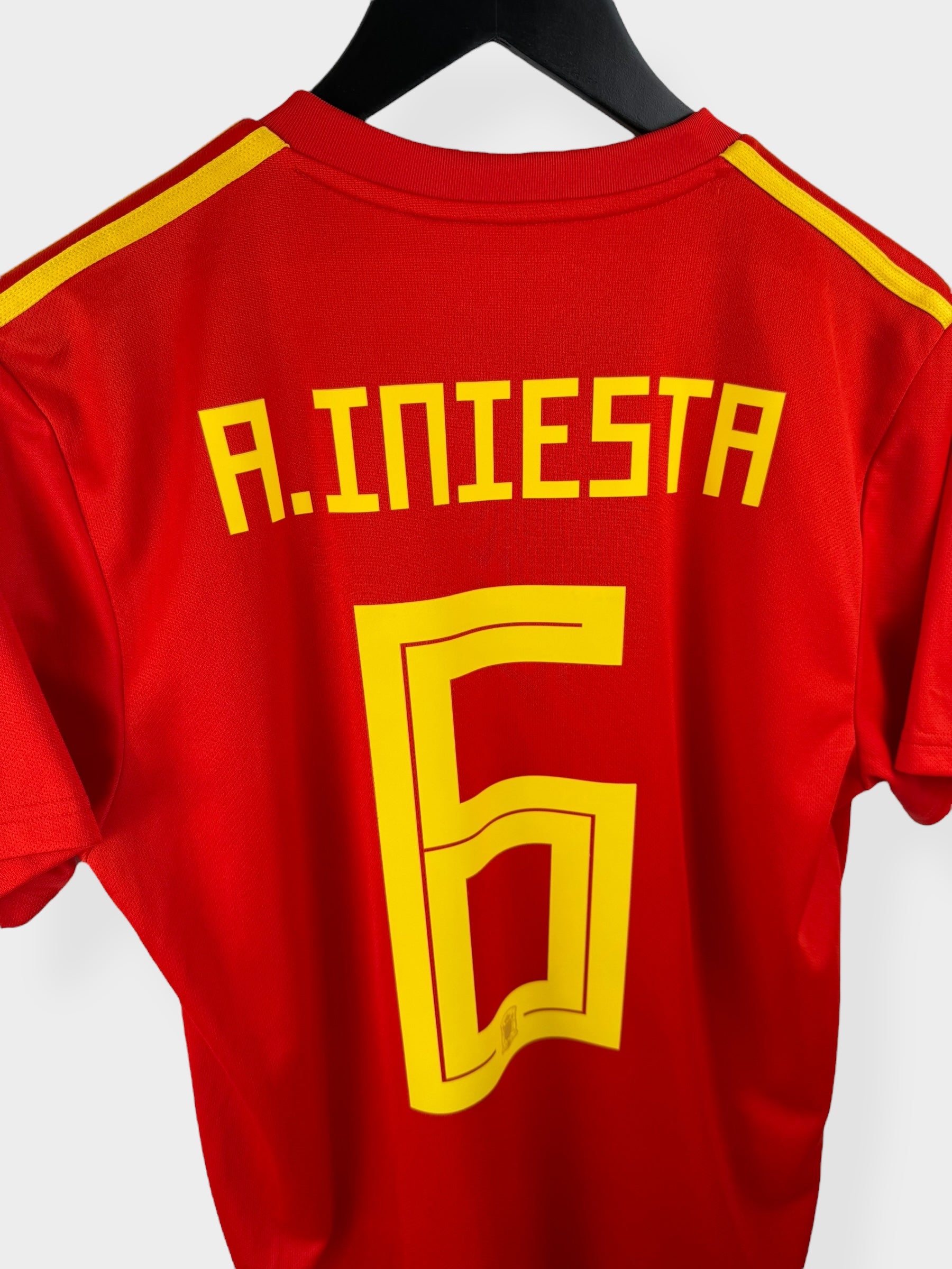 2018-19 SPAIN HOME SHIRT INIESTA #6 M - Authentic Football Club