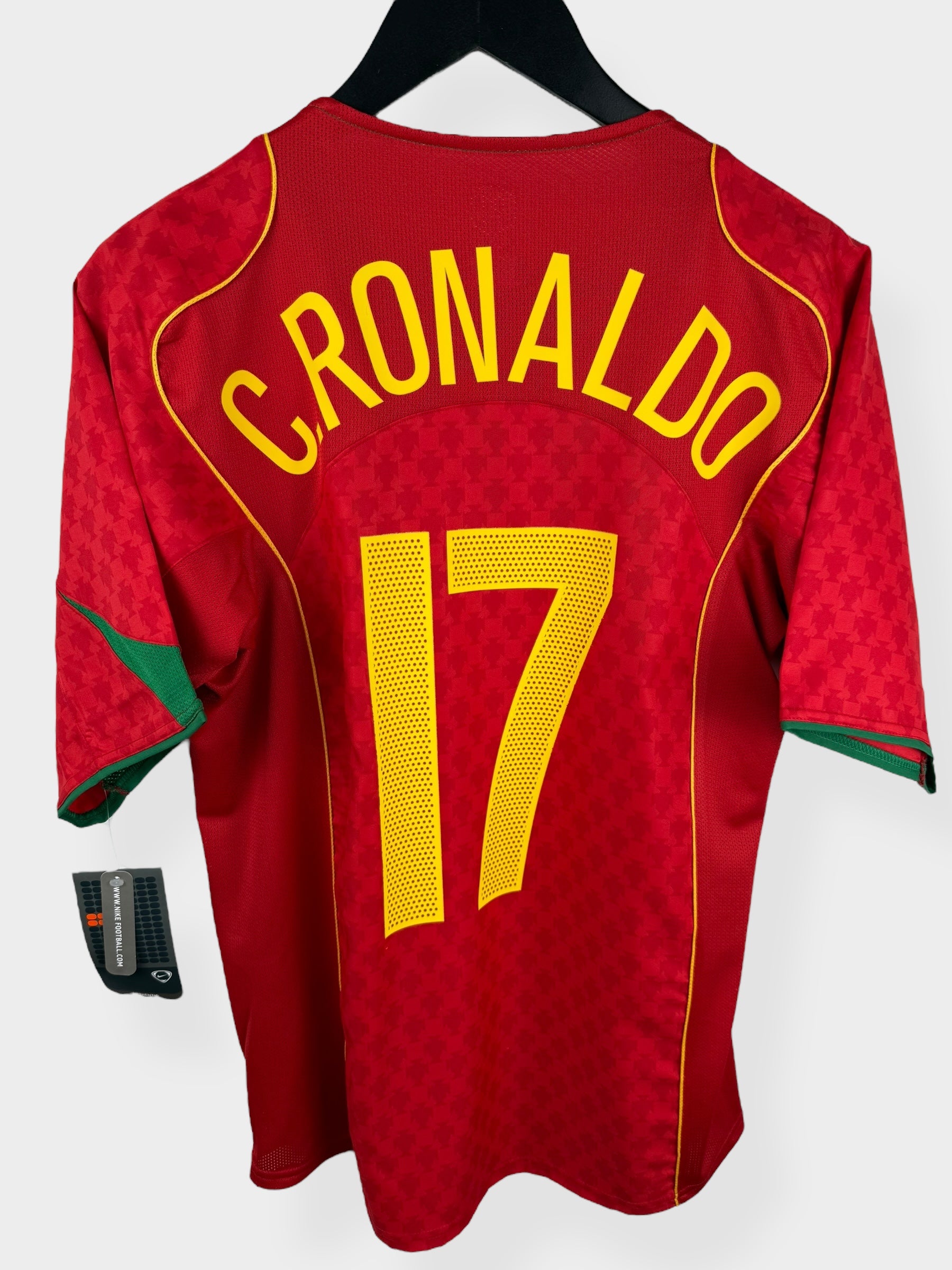 2004-06 PORTUGAL HOME SHIRT RONALDO #17 S - Authentic Football Club