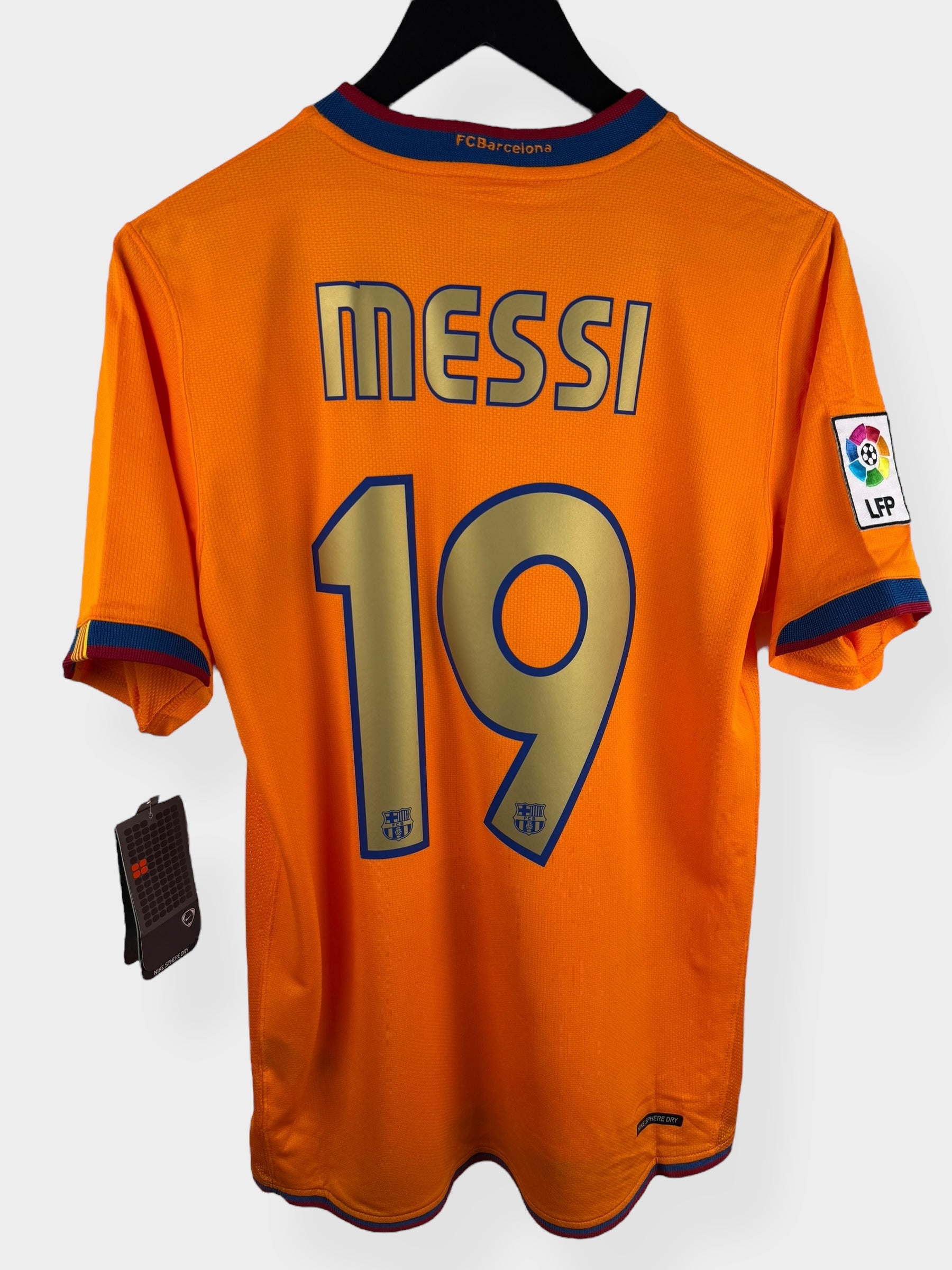 2006-07 Barcelona Away Shirt Messi #19 S - 146982