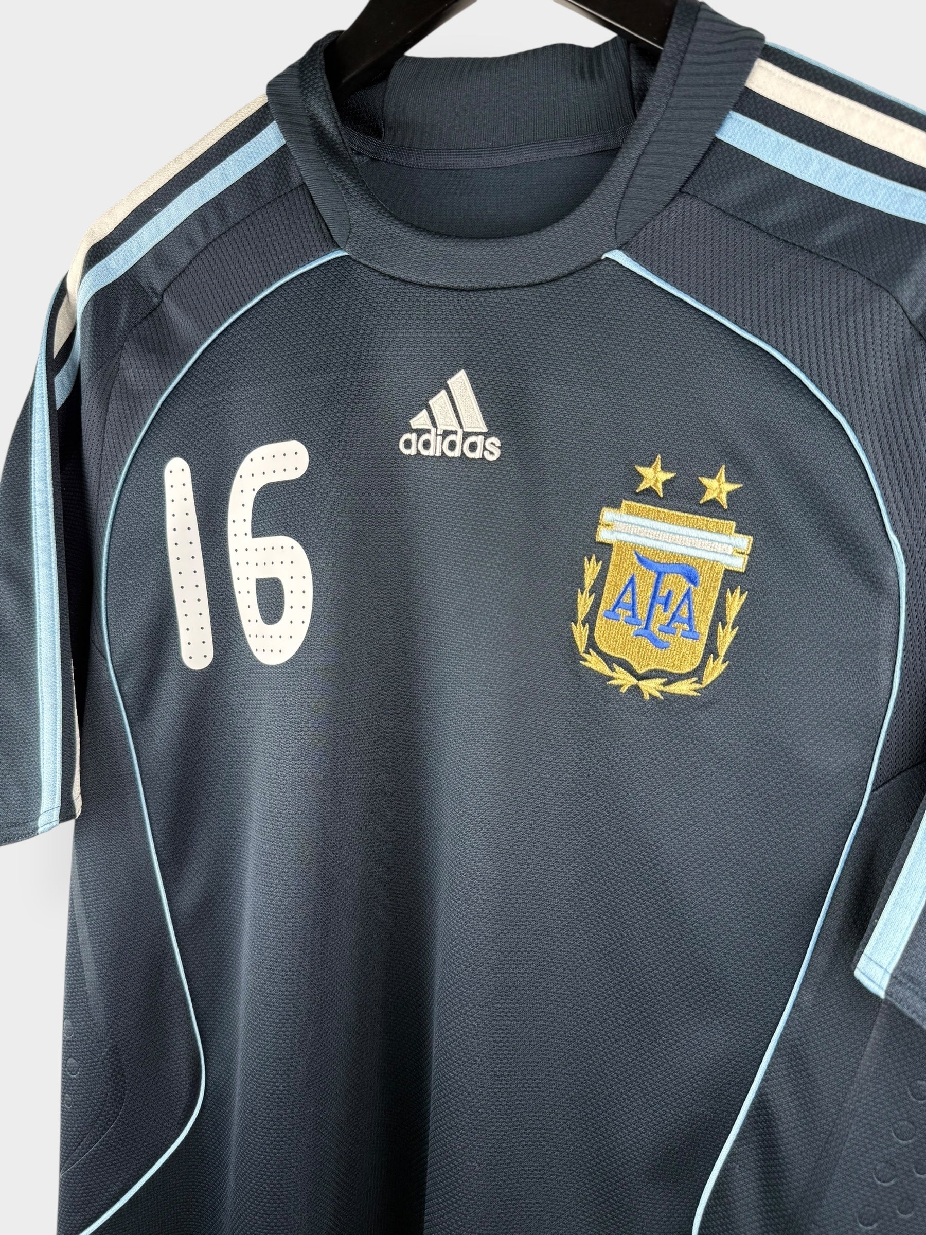 2007-08 ARGENTINA AWAY SHIRT KUN AGUERO M - 623794