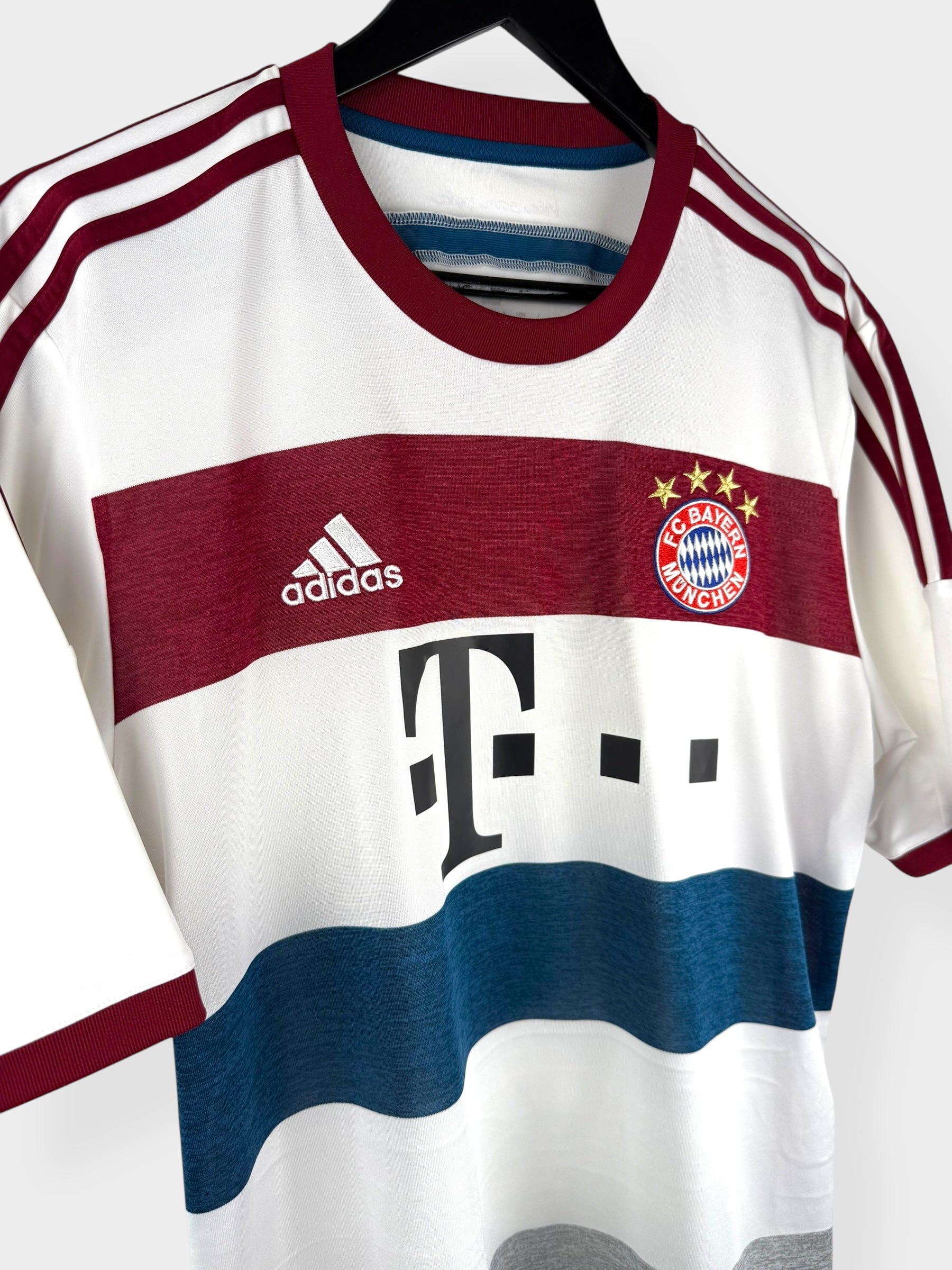 2014-15 BAYERN MUNICH UITSHIRT L - F48414