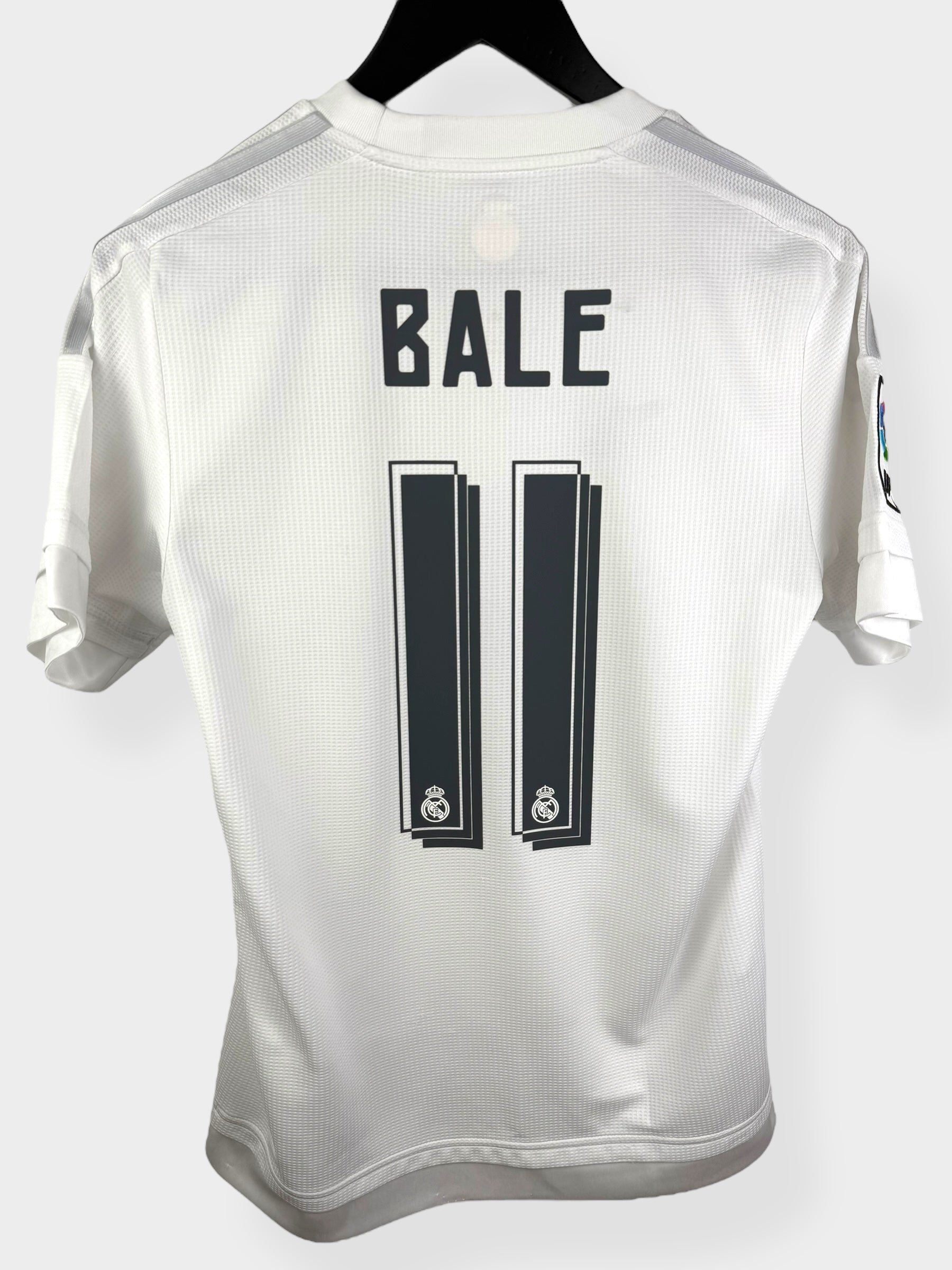 2015-16 REAL MADRID HOME SHIRT BALE #11 S - S12652