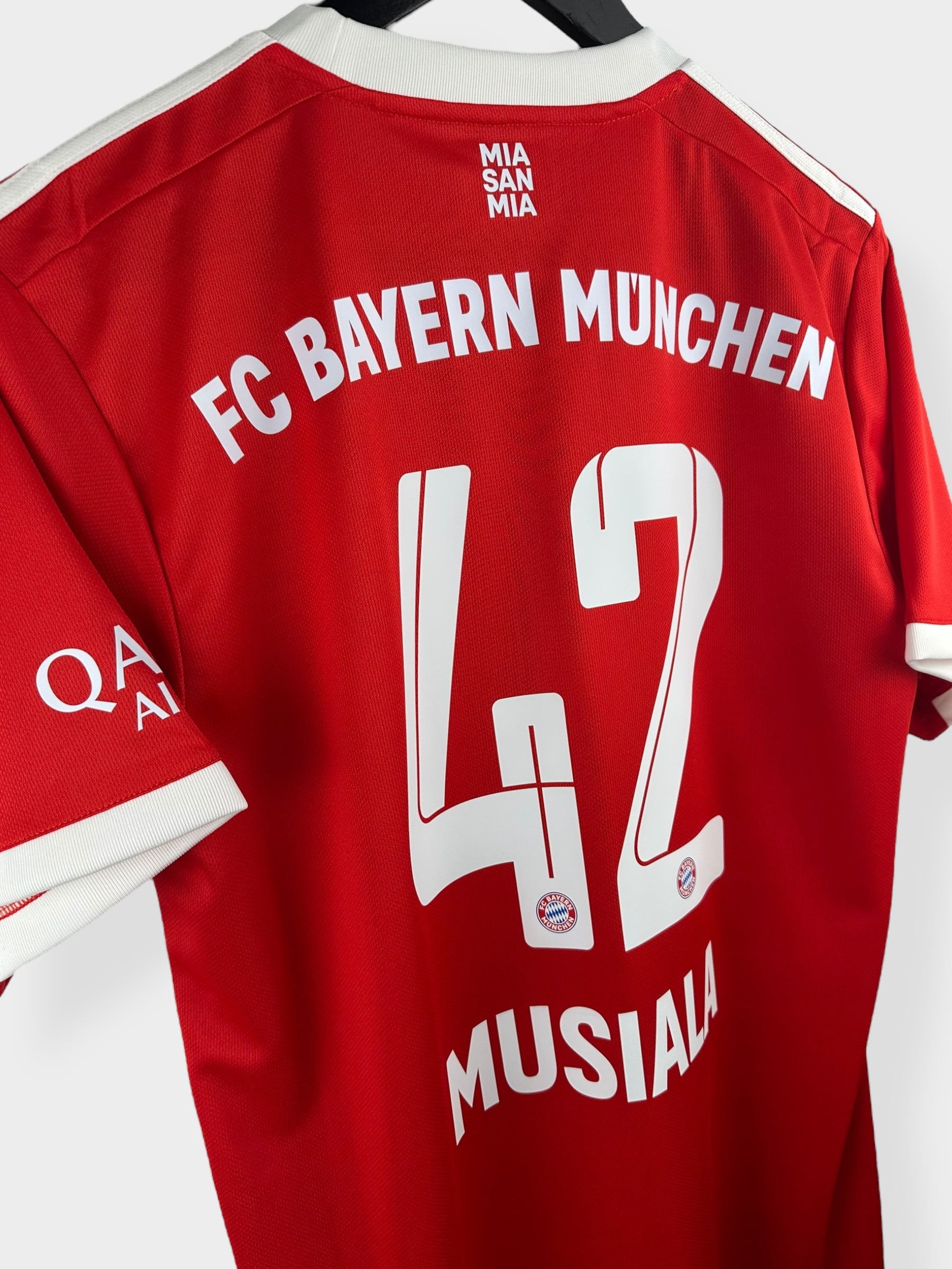 2022-23 BAYERN MUNICH HOME SHIRT MUSIALA #42 M