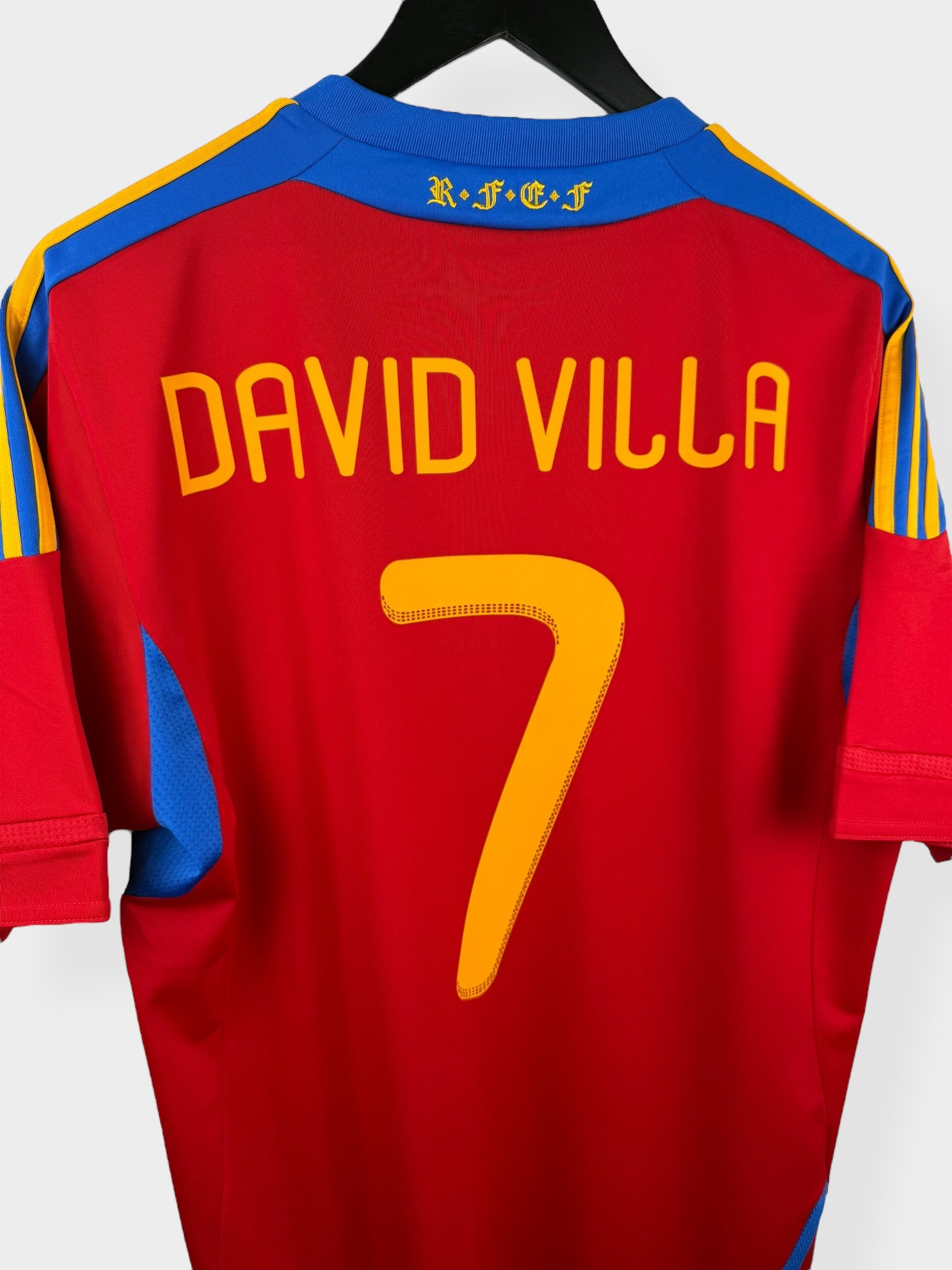 2010-11 SPAIN THUISSHIRT DAVID VILLA #7 L