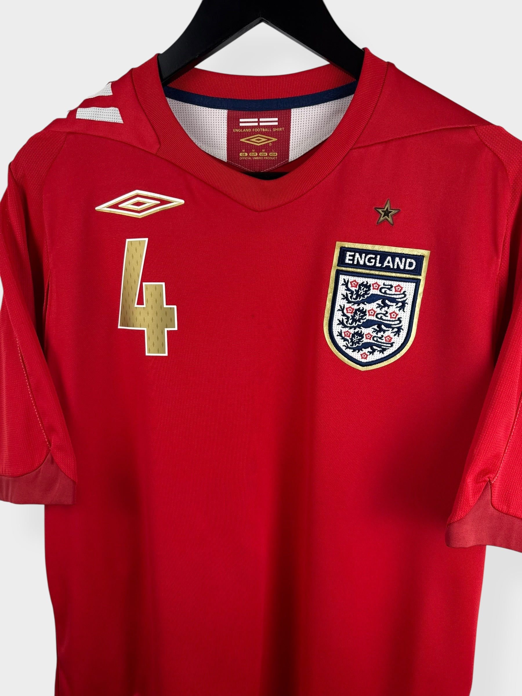2006-08 ENGLAND AUSWÄRTSTRIKOT GERRARD #4 M
