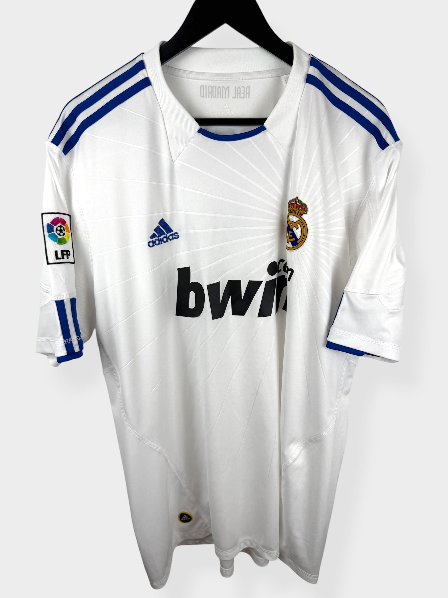 2010-11 REAL MADRID HEIMTRIKOT RONALDO #7 XL