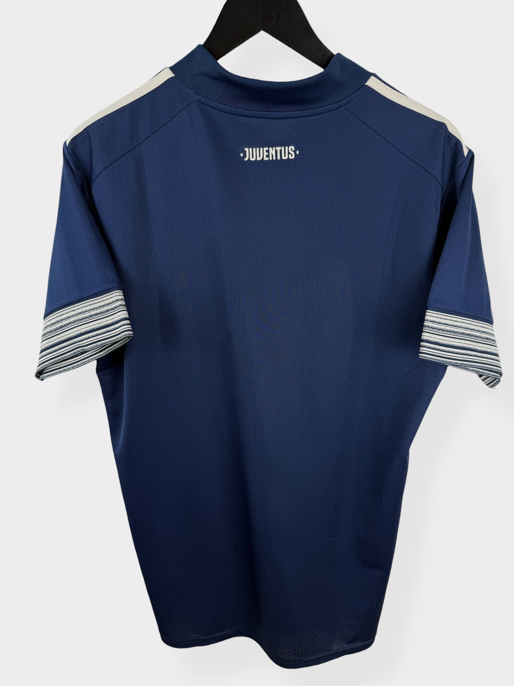 2020-21 JUVENTUS UITSHIRT M