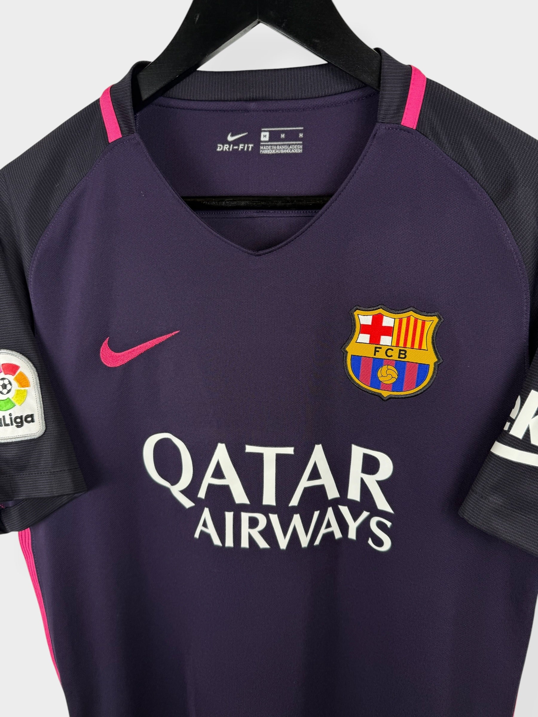 2016-17 BARCELONA AWAY SHIRT NEYMAR #11 M