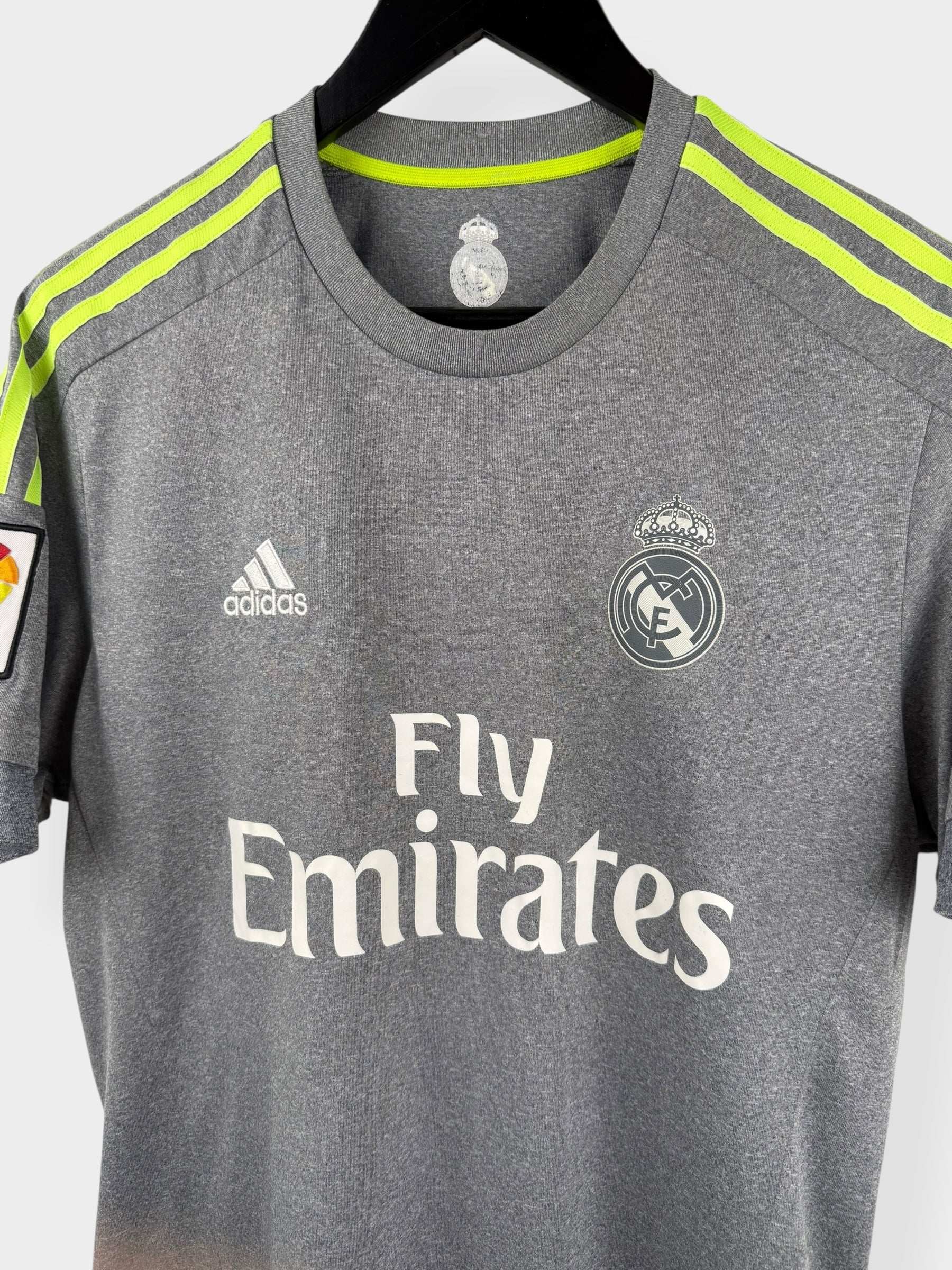 2015-16 REAL MADRID UITSHIRT BALE #11 M