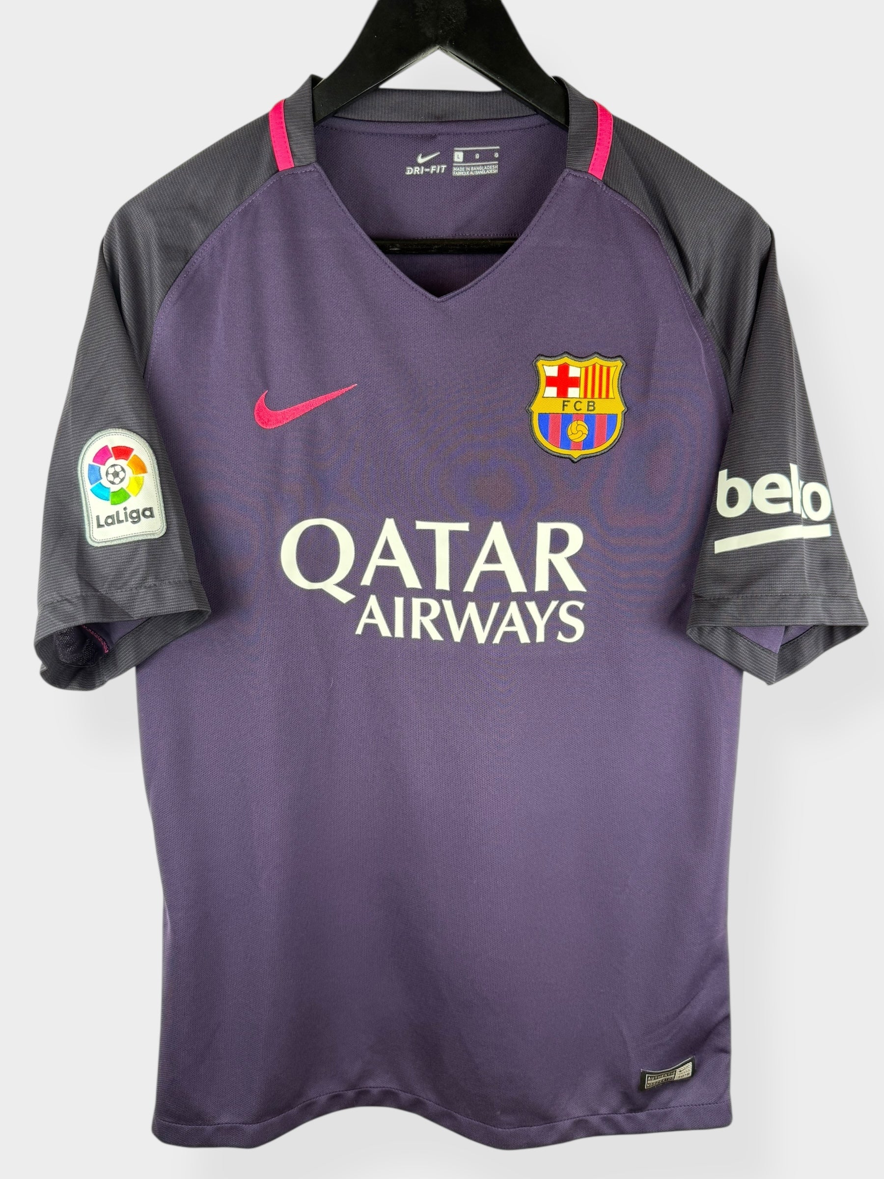 2016-17 BARCELONA AWAY SHIRT L