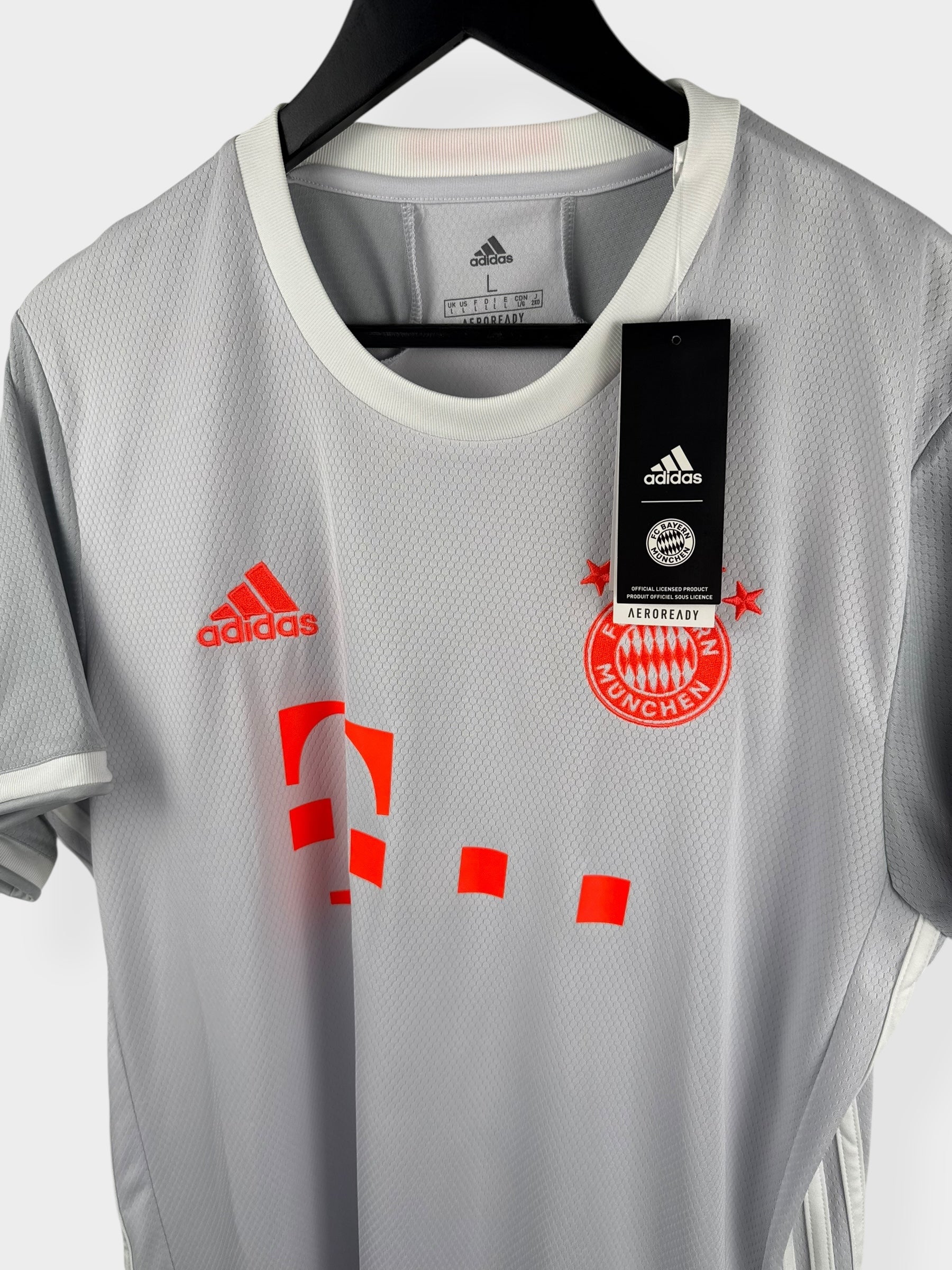 2020-21 BAYERN MUNICH AWAY SHIRT L - Authentic Football Club