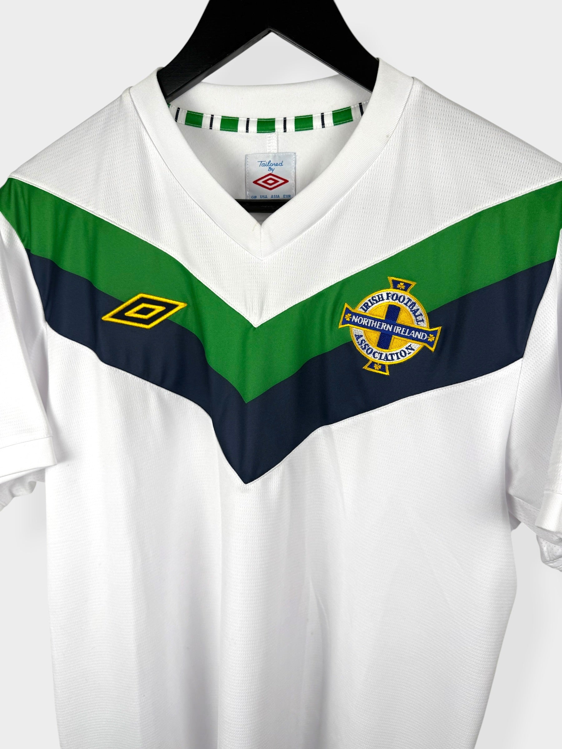 2011-12 NORTHERN IRELAND AWAY SHIRT M