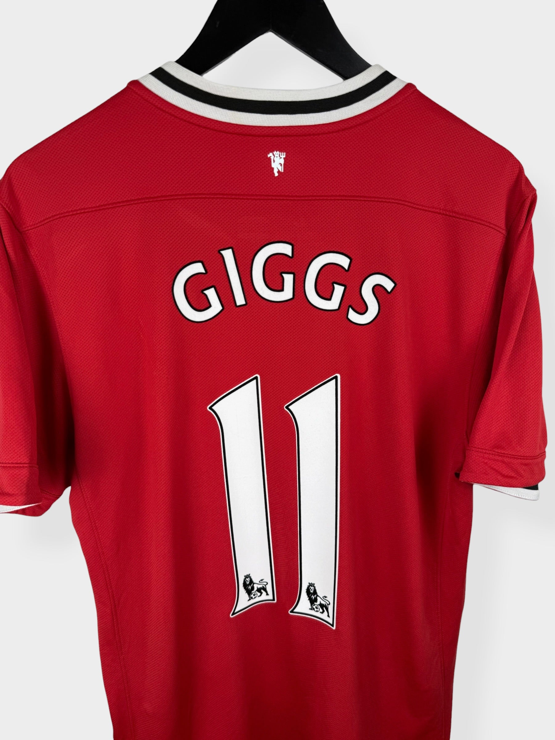2011-12 MANCHESTER UNITED HOME SHIRT GIGGS #11 L