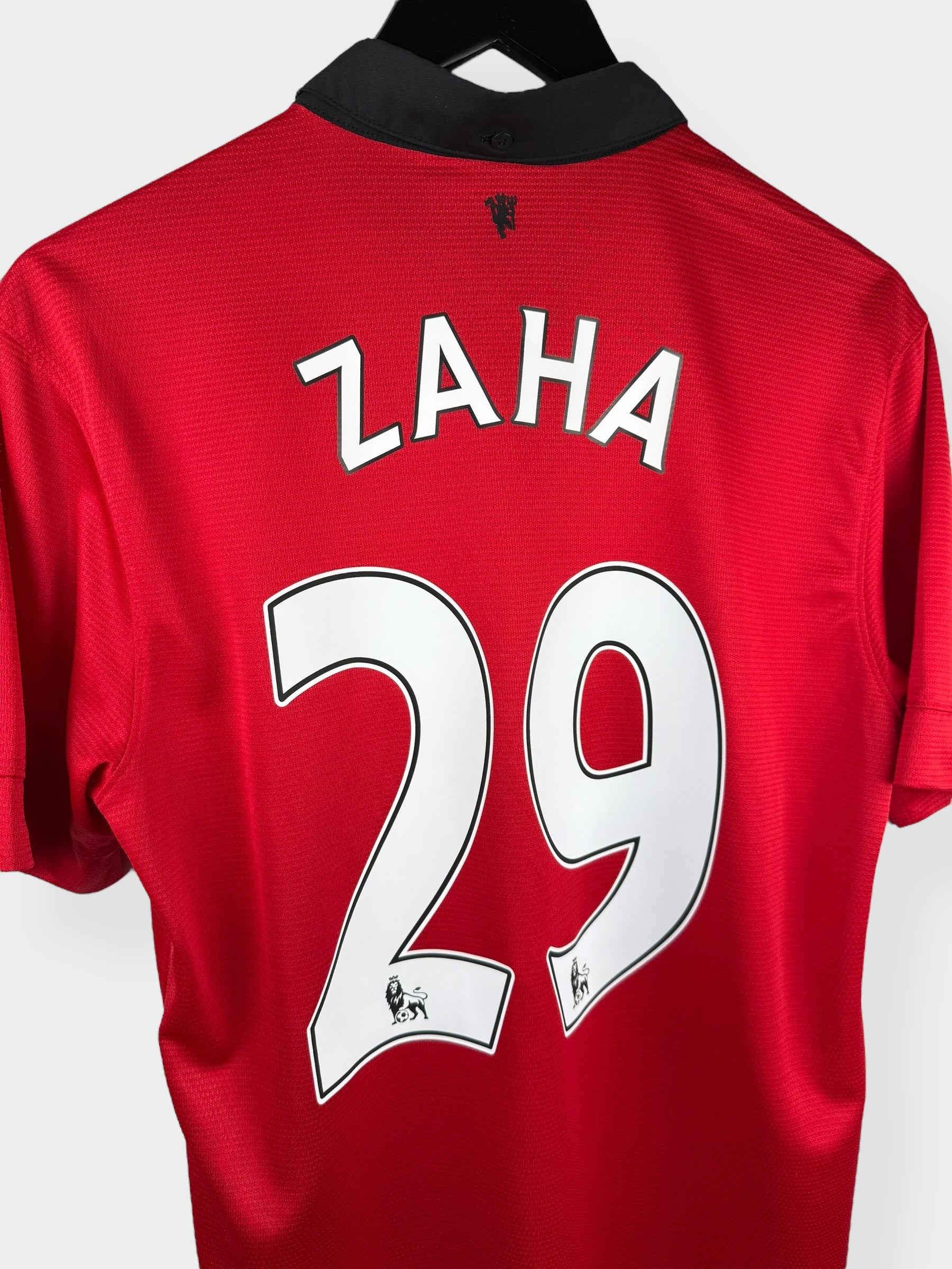 2013-14 MACHESTER UNITED THUISSHIRT ZAHA #29 M