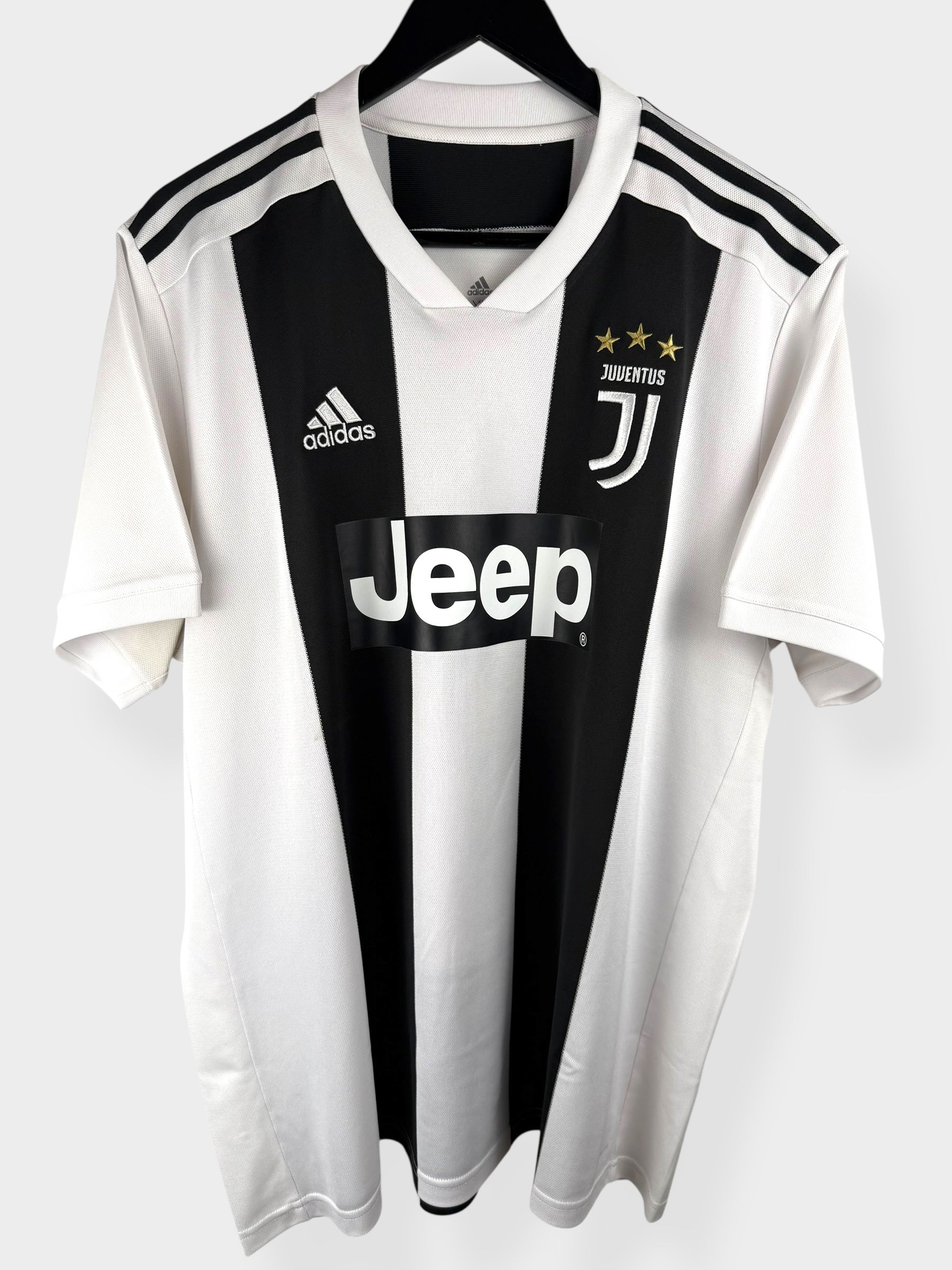 2018-19 JUVENTUS HOME SHIRT RONALDO #7 XL