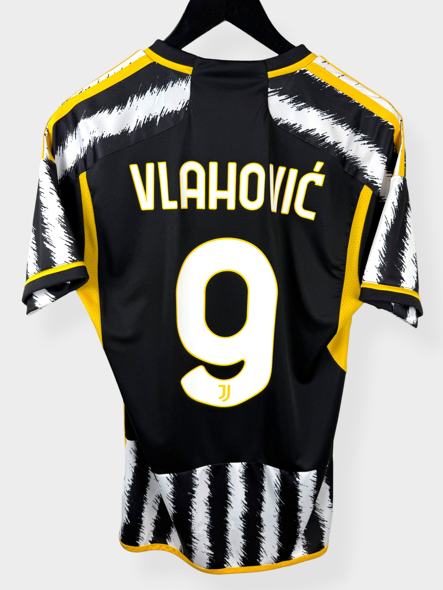 2023-24 JUVENTUS HOME SHIRT VLAHOVIC #9 M