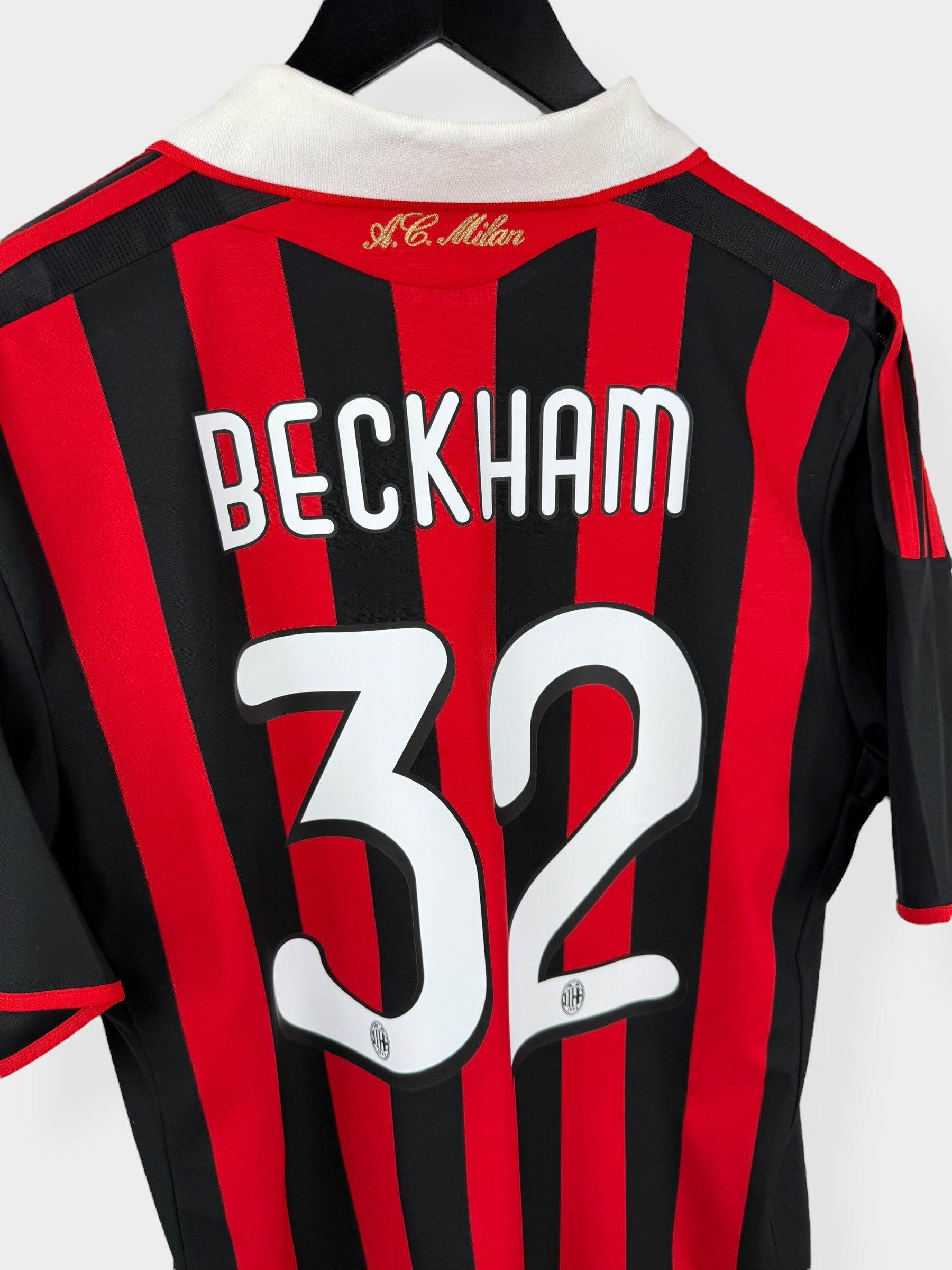 2009-10 AC MILAN HEIMTRIKOT BECKHAM #32 M