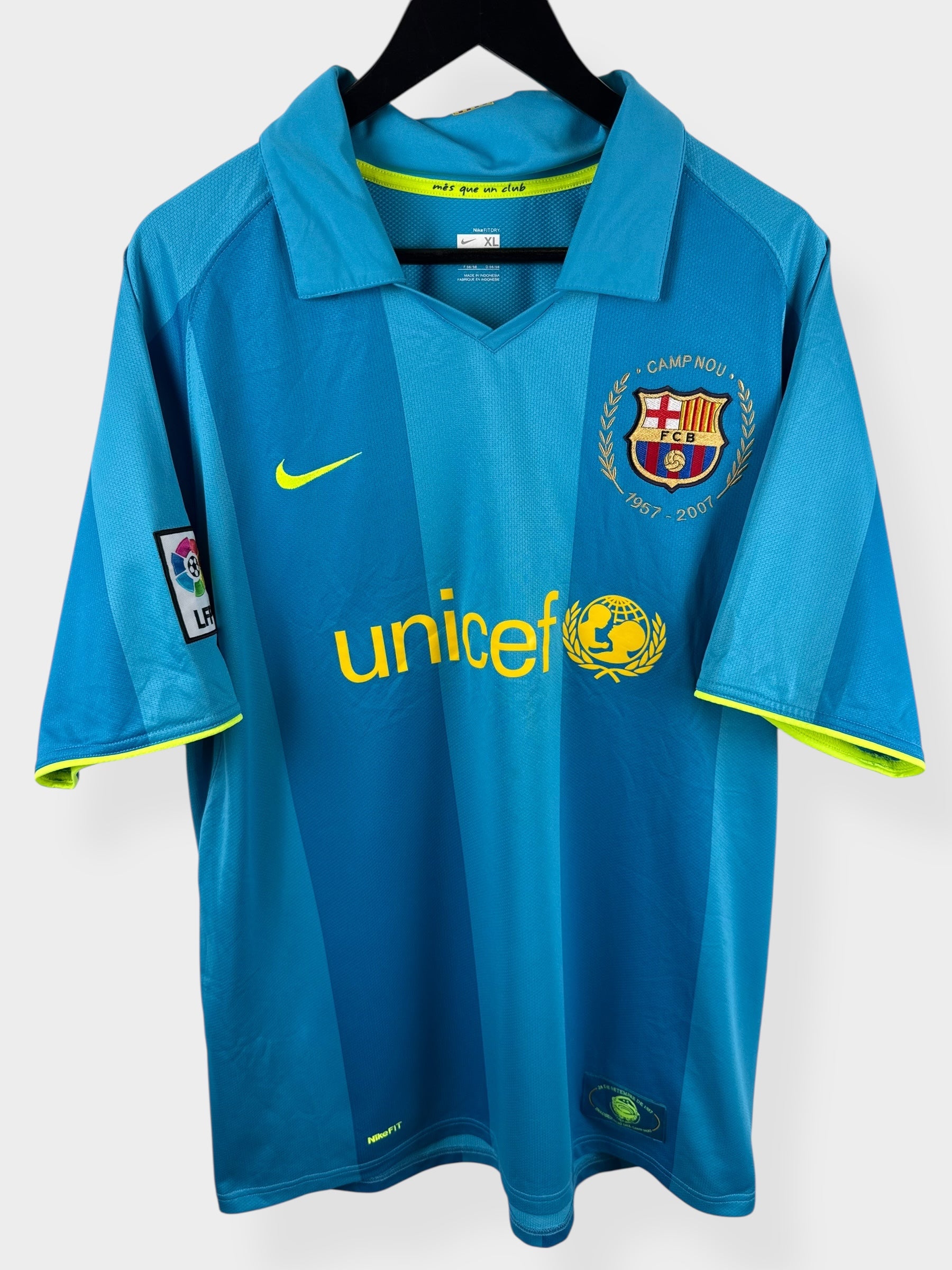 2007-08 BARCELONA AWAY SHIRT MESSI #19 XL