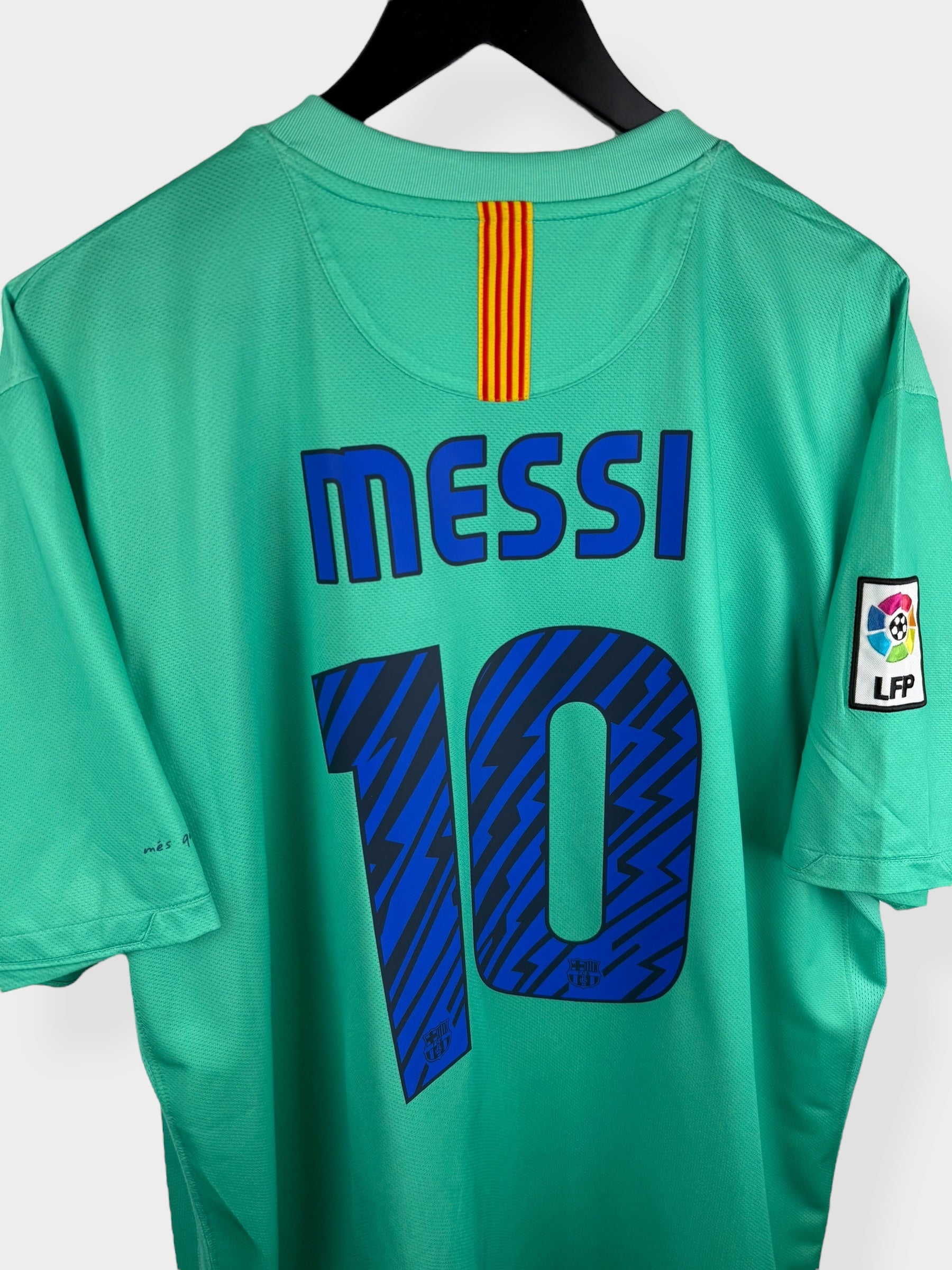 2010-11 BARCELONA AWAY SHIRT MESSI #10 XXL - Authentic Football Club