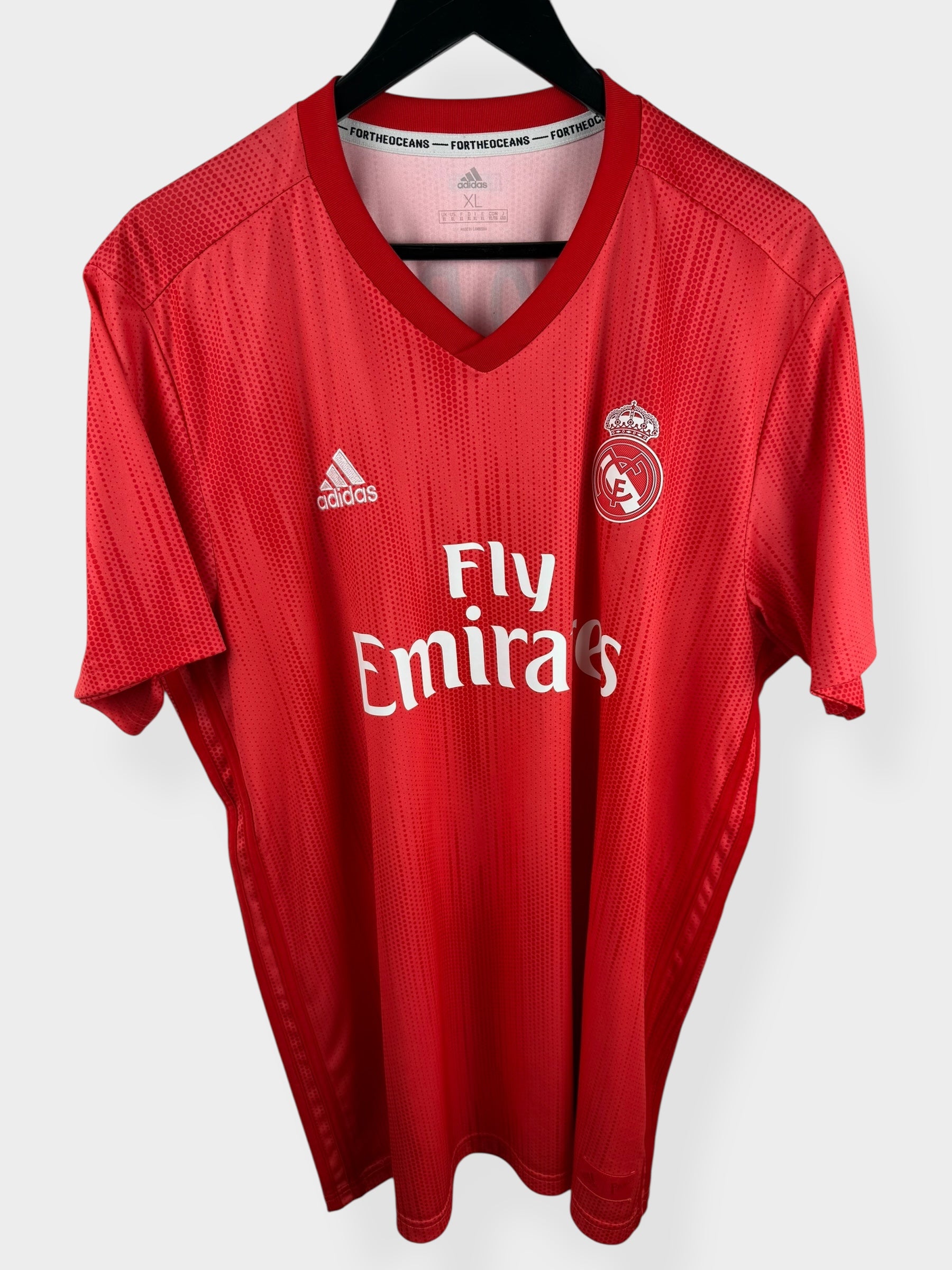 2018-19 REAL MADRID THIRD SHIRT SERGIO RAMOS #4 XL - Authentic Football Club