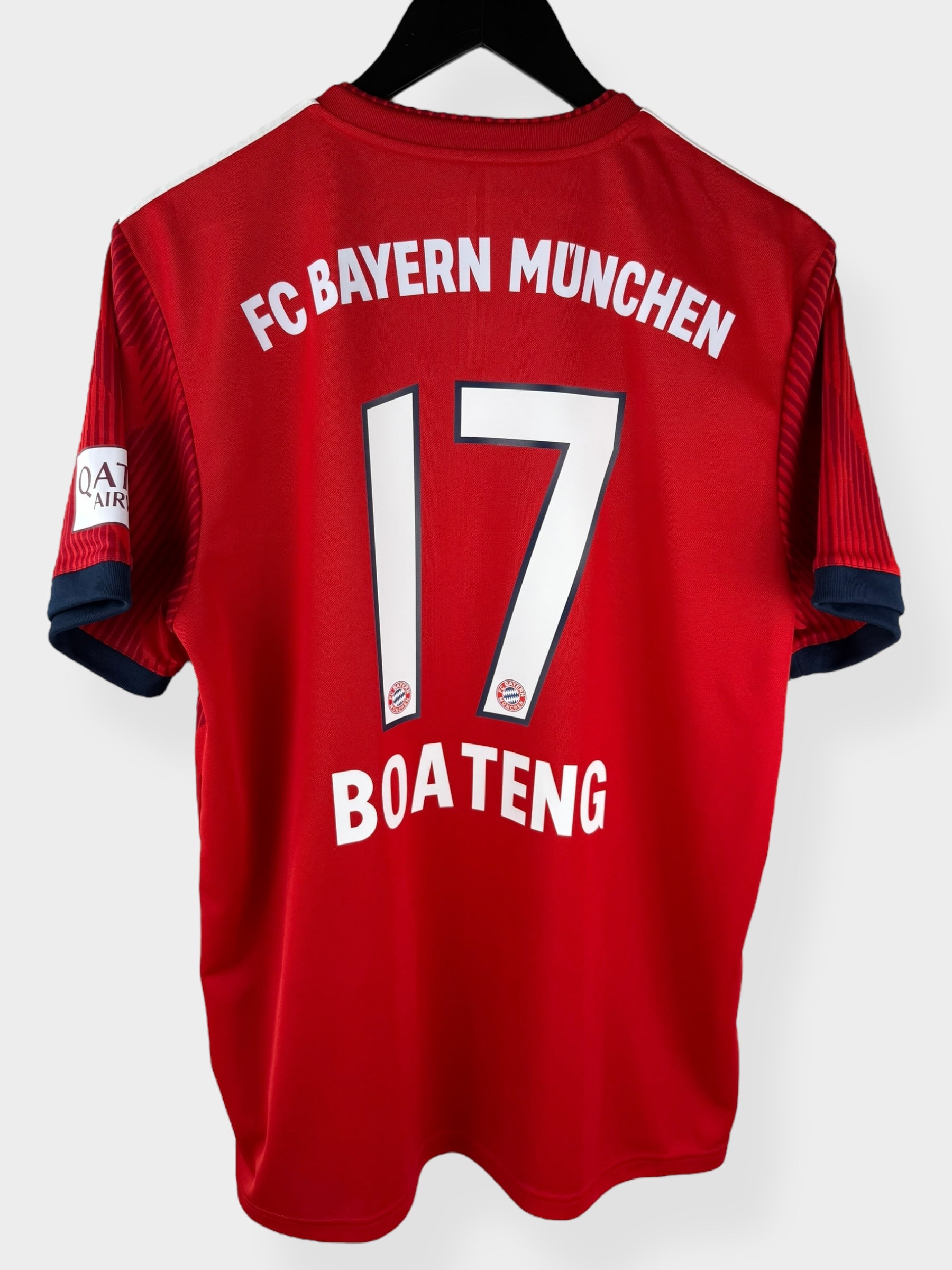 2018-19 BAYERN MÜNCHEN THUISSHIRT BOATENG #17 L