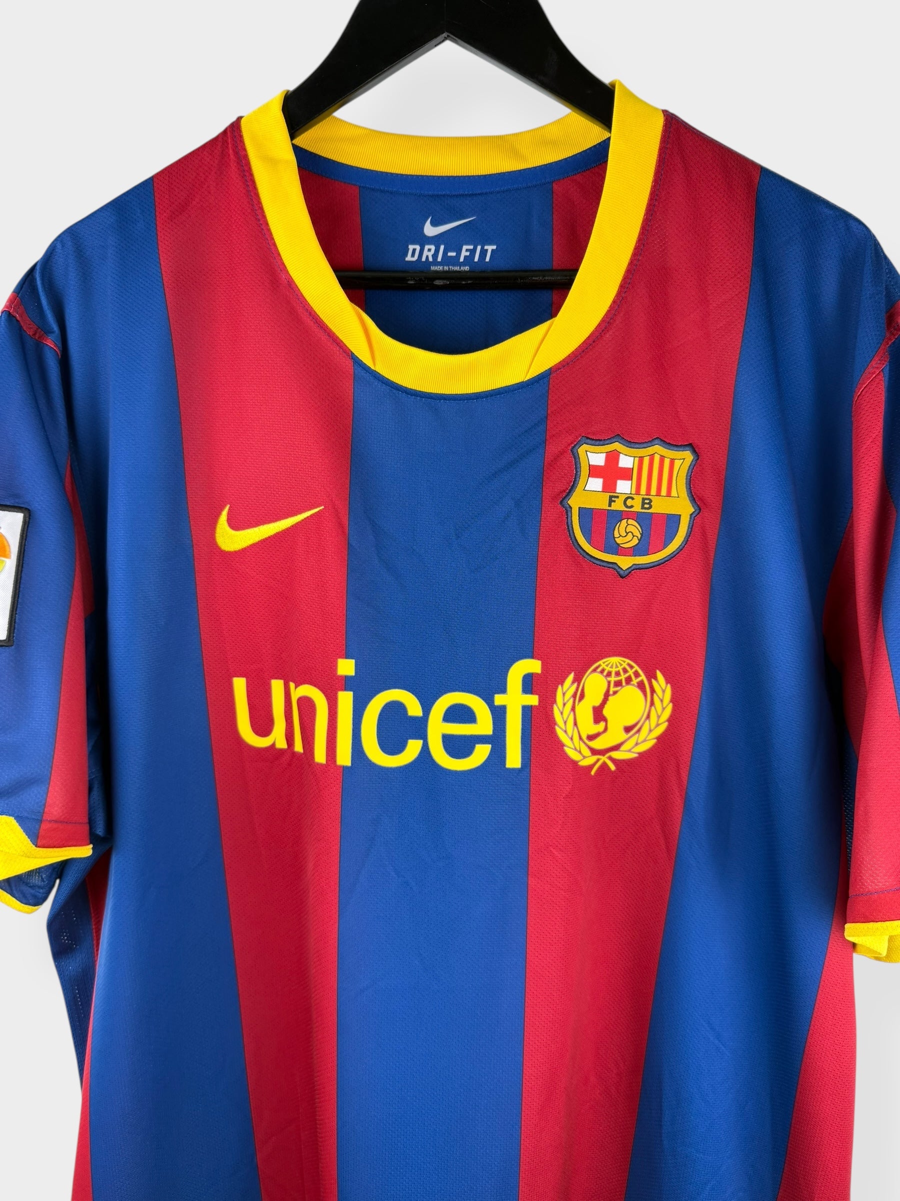 2010-11 BARCELONA THUISSHIRT DAVID VILLA #7 XXL