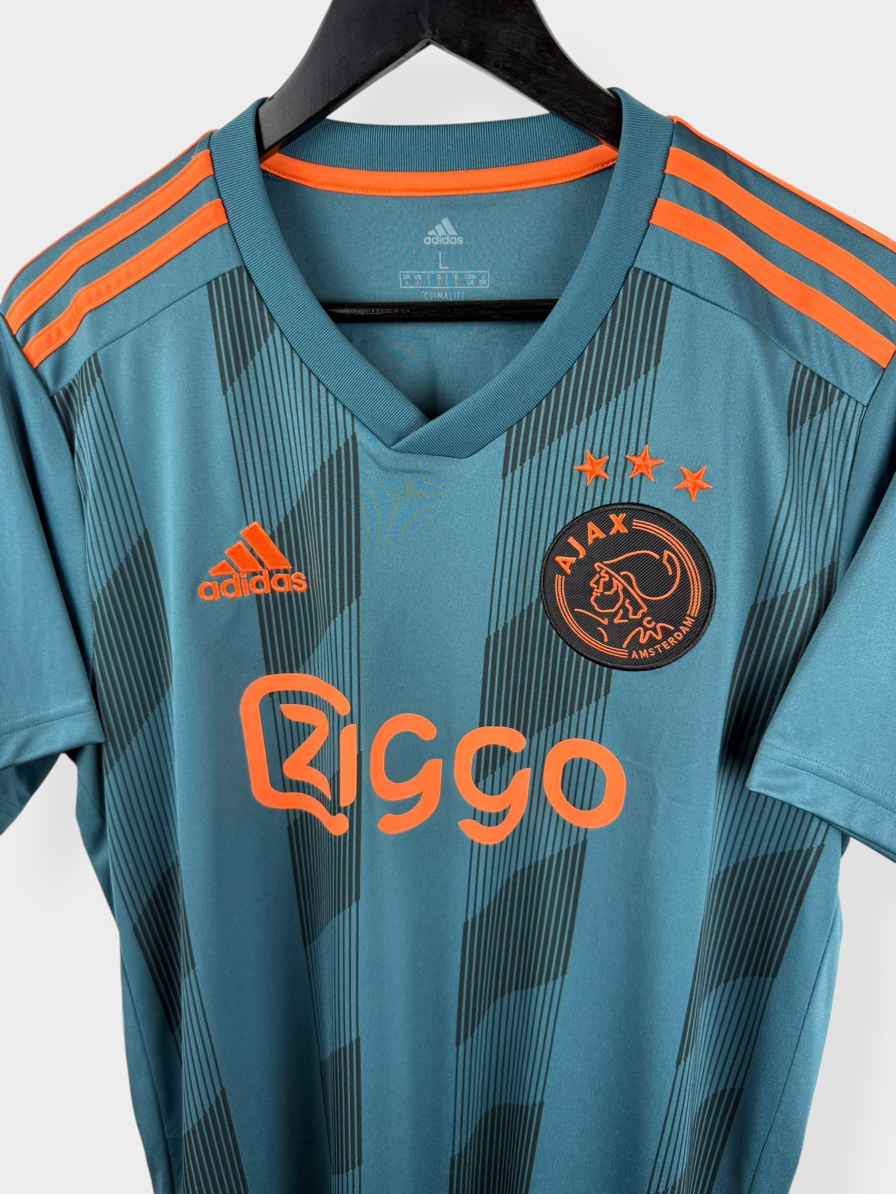 2019-20 AJAX UITSHIRT PROMES #11 L