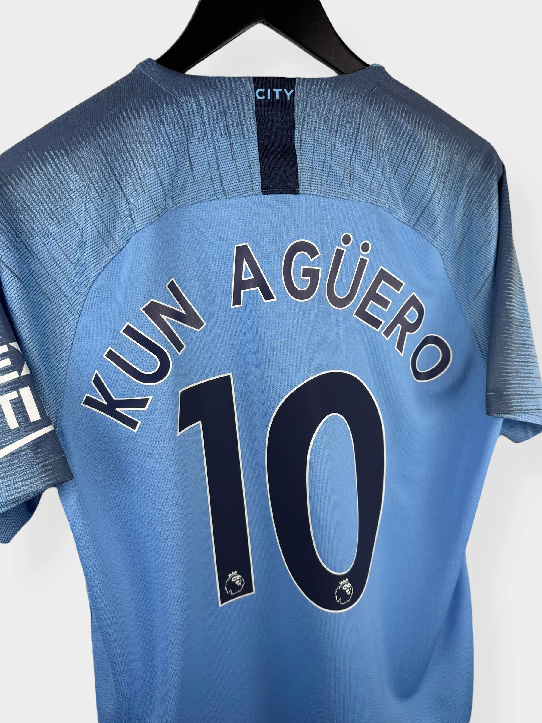 2018-19 MANCHESTER CITY KUN AGÜERO #10 M