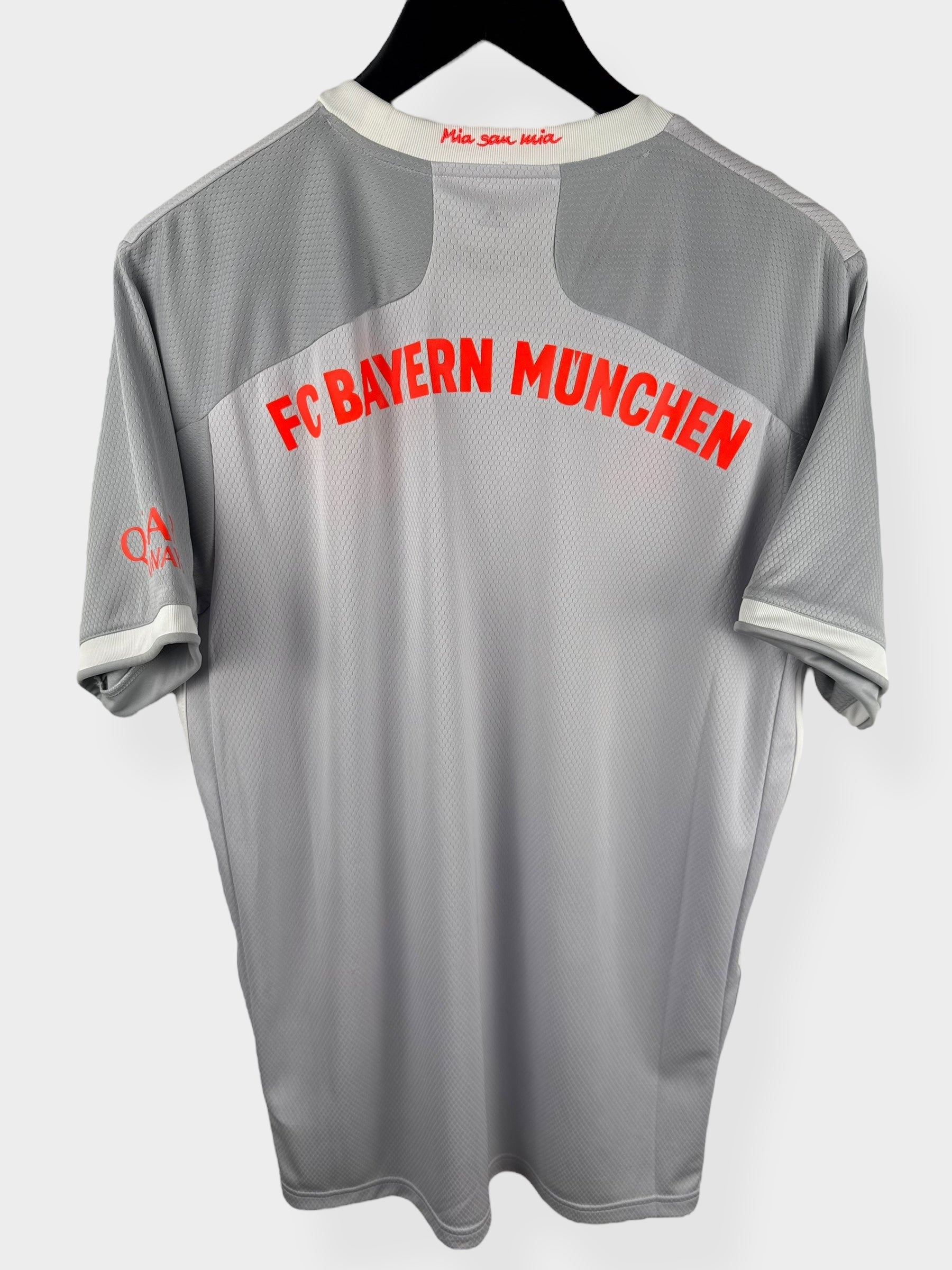 2020-21 BAYERN MUNICH AWAY SHIRT L - Authentic Football Club