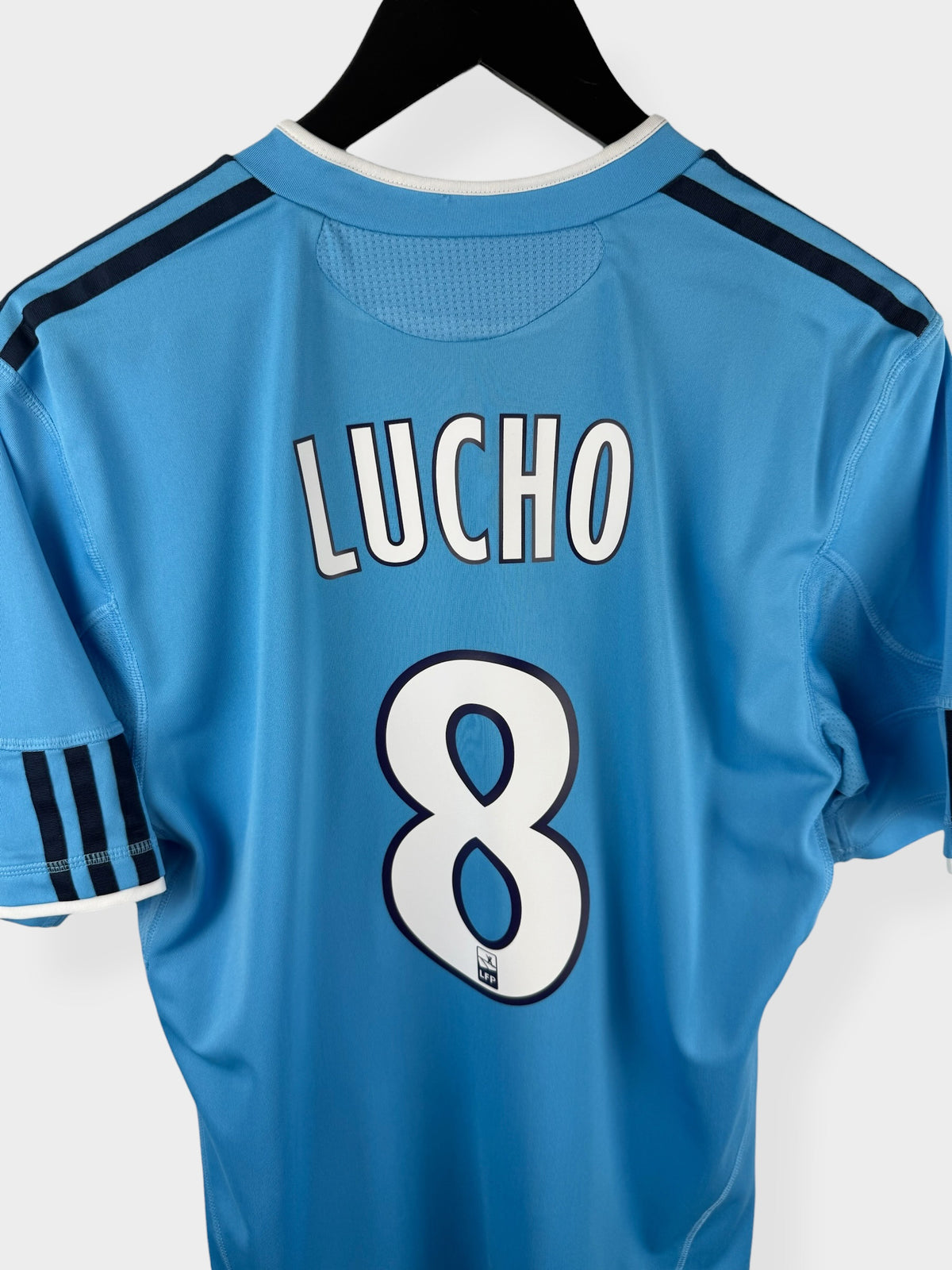 2010-11 OLYMPIQUE MARSEILLE AUSWÄRTSTRIKOT LUCHO #8 M